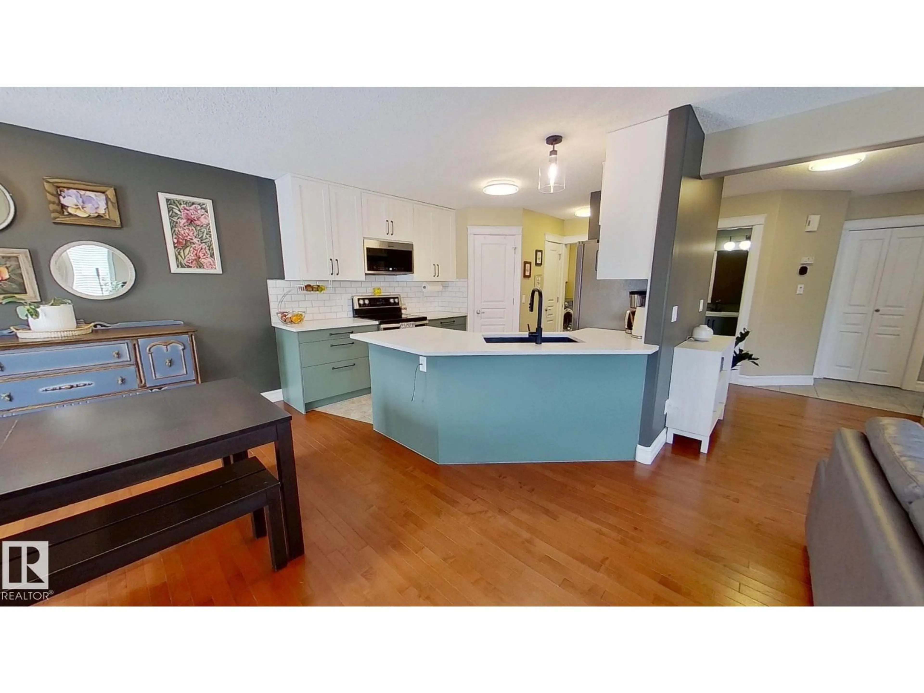 Open concept kitchen, unknown for 503 FOXTAIL GV, Sherwood Park Alberta T8A4G1