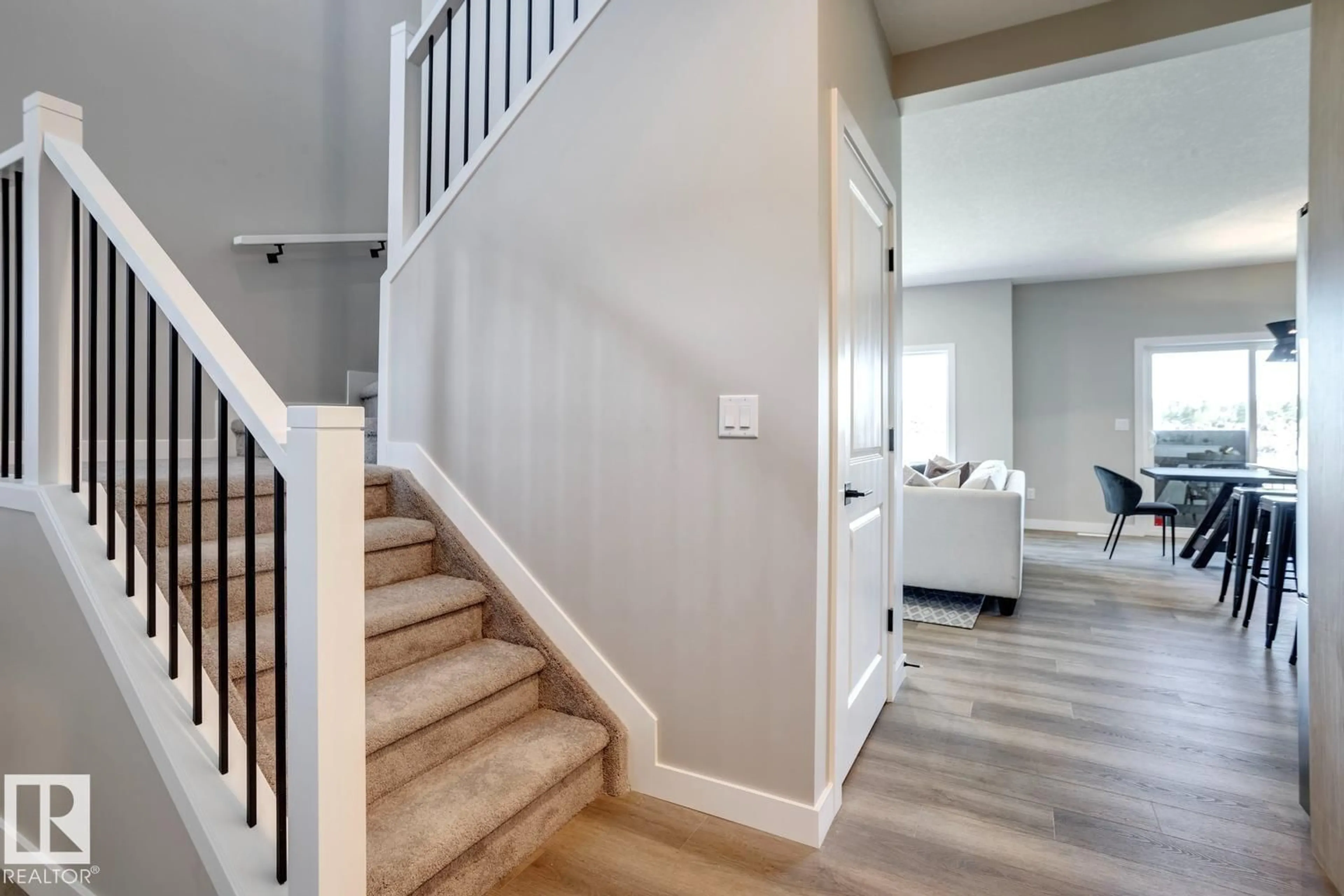 Indoor entryway for 407 BRICKYARD PT, Stony Plain Alberta T7Z0H9