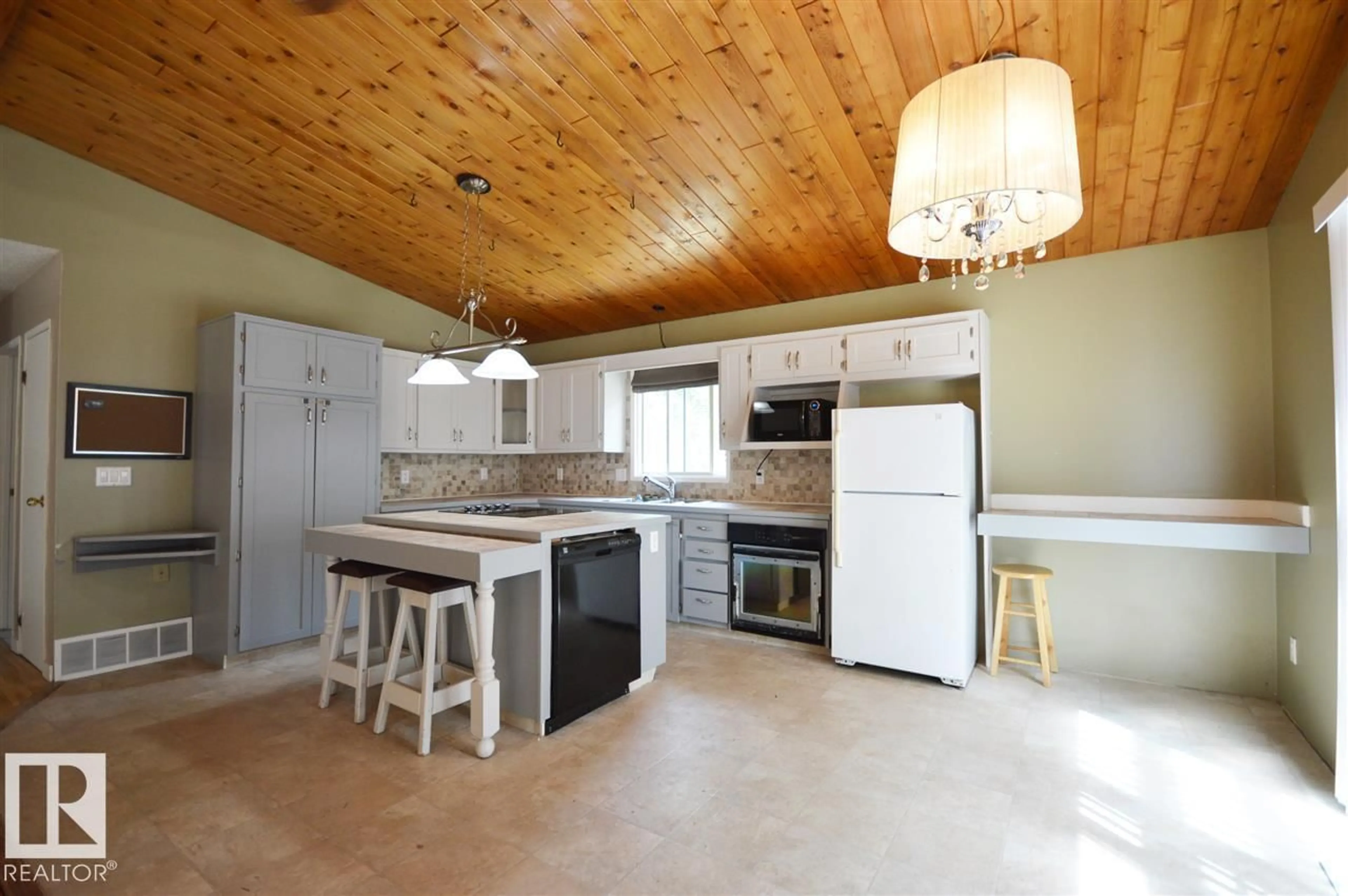 Open concept kitchen, ceramic/tile floor for 437 61209 RGE RD 465, Rural Bonnyville M.D. Alberta T9N2J6