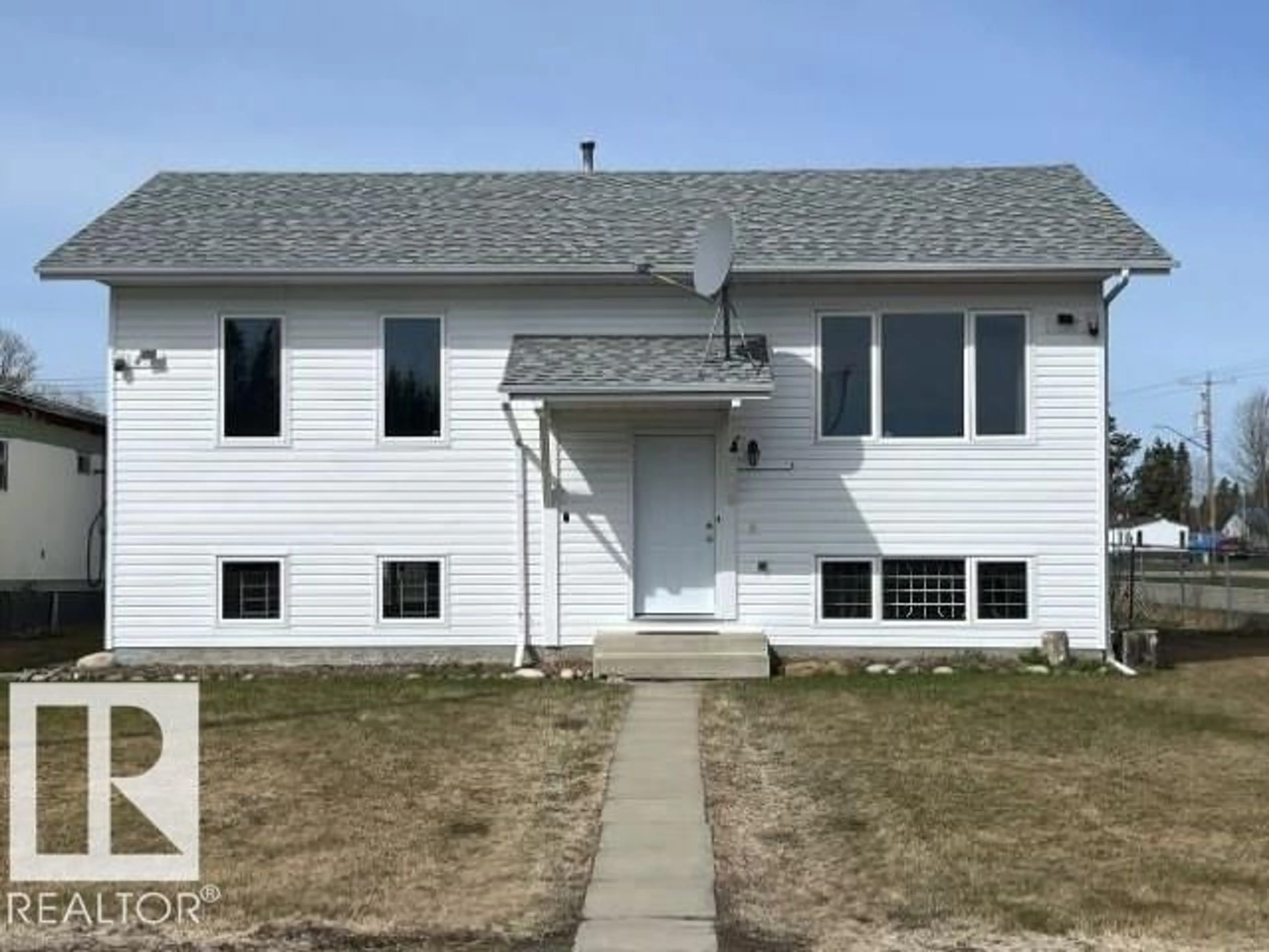 Home with vinyl exterior material, street for 130 1 ST, Blue Ridge Alberta T0E0B0