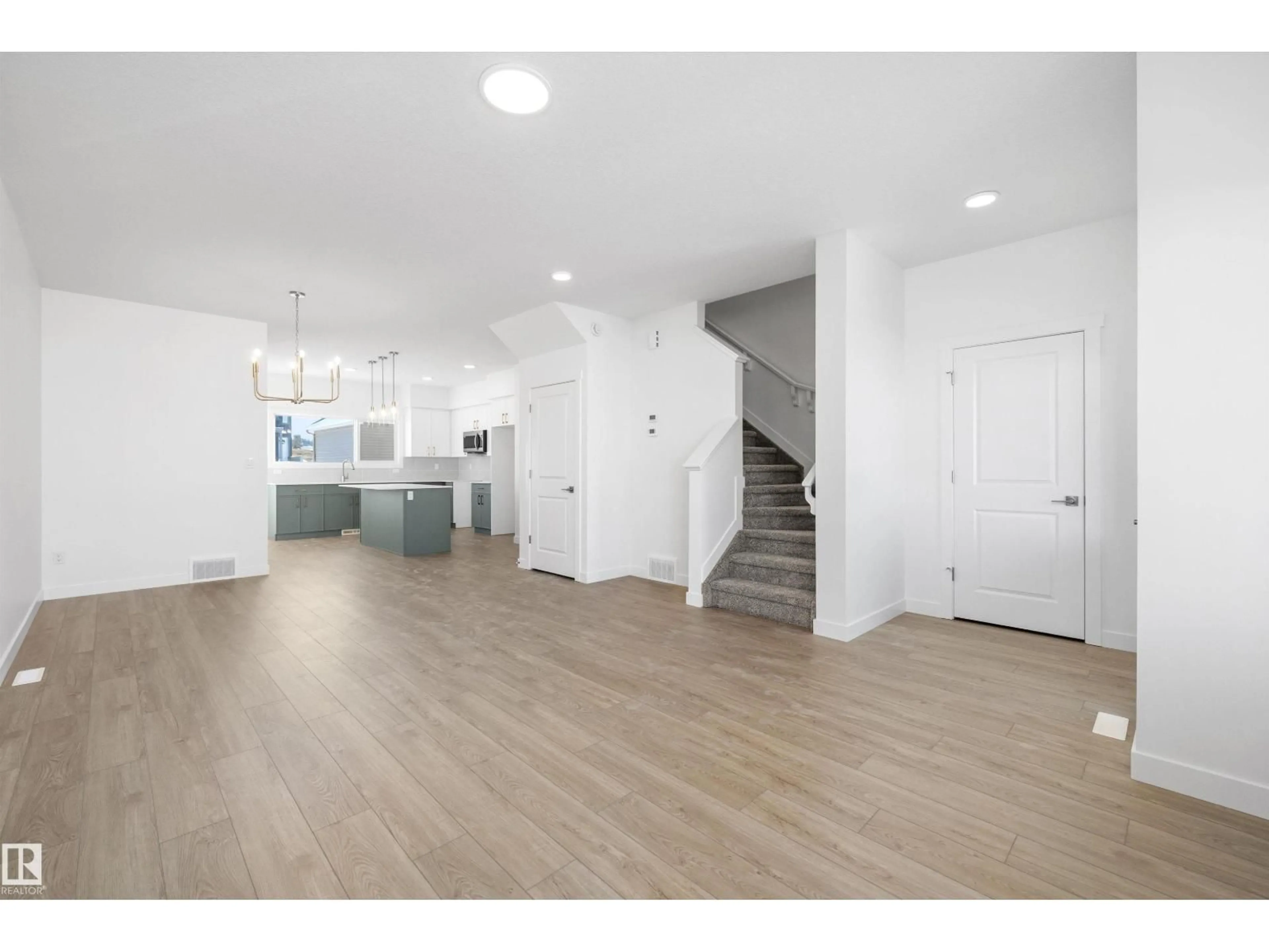 Unknown for 4594 WARBLER LO, Edmonton Alberta T5S0W9