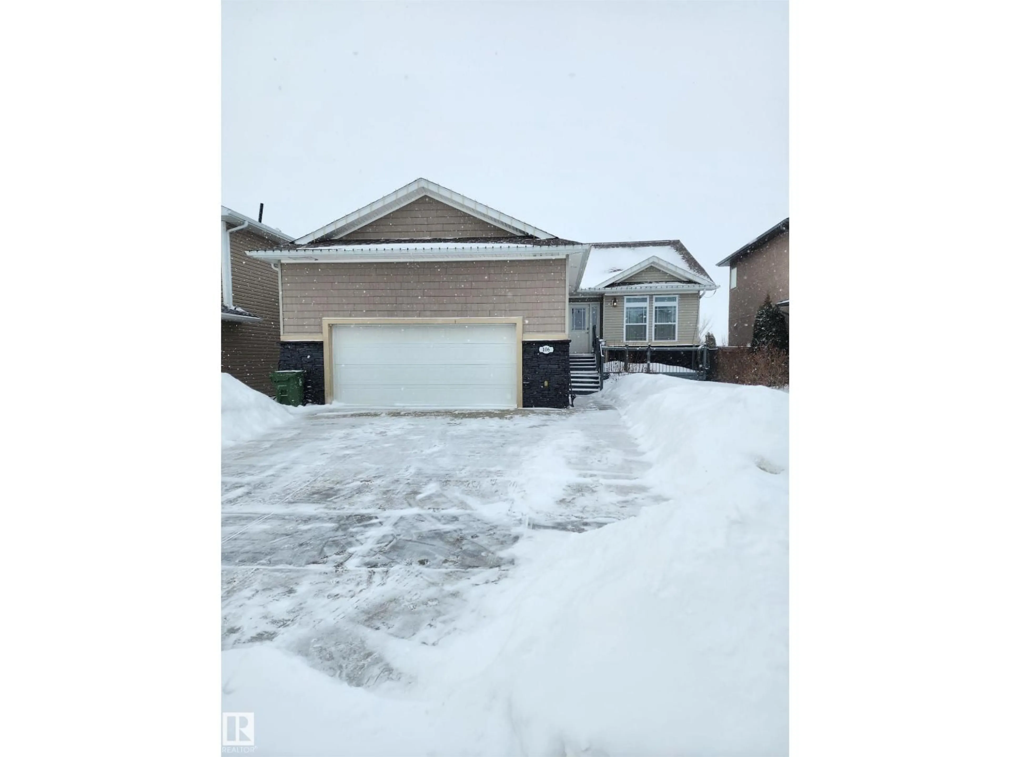 Unknown for 106 HOULE DR, Morinville Alberta T8R0E1