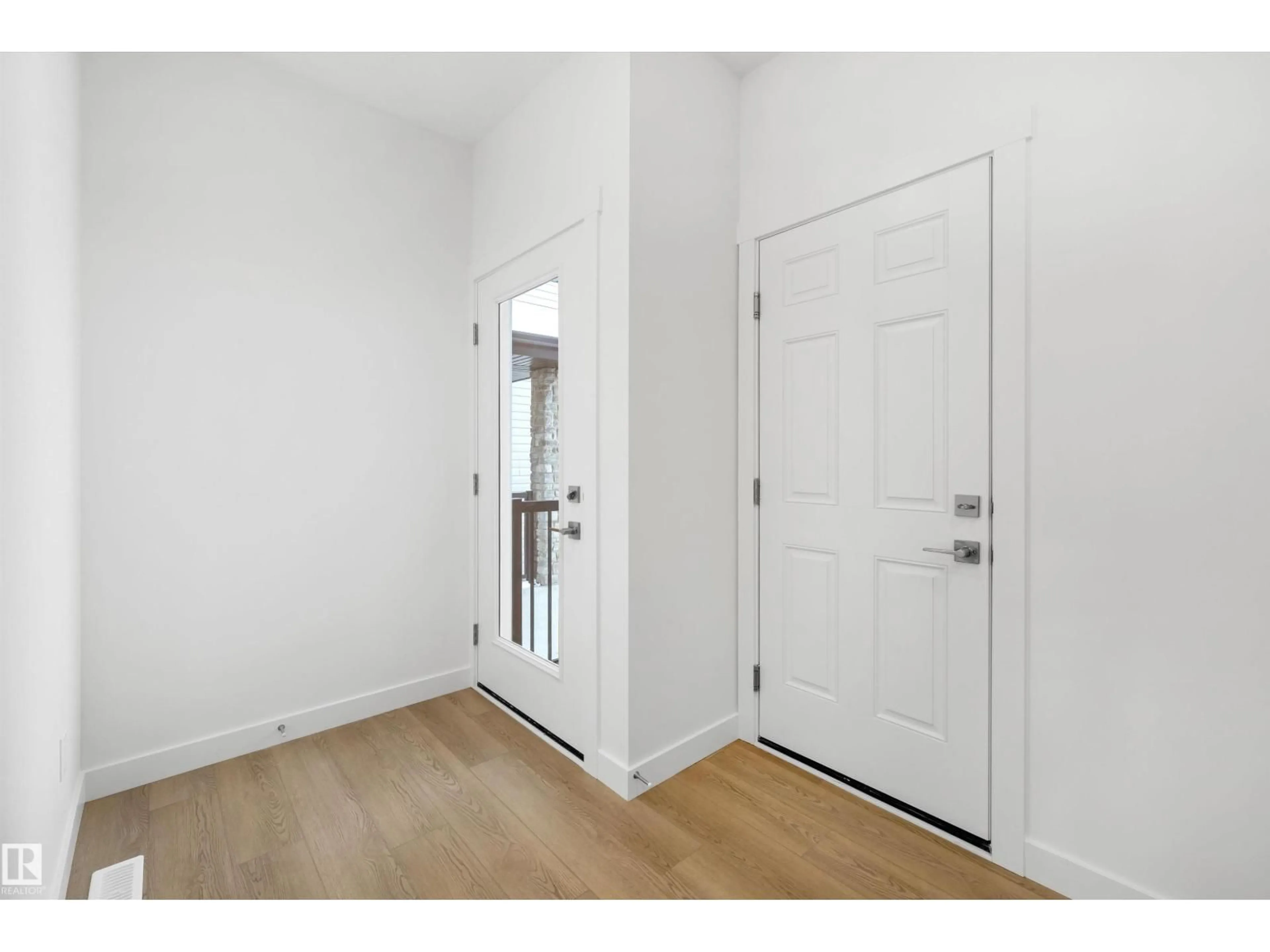 Indoor entryway for NW - 2816 190 ST, Edmonton Alberta T6M3H8