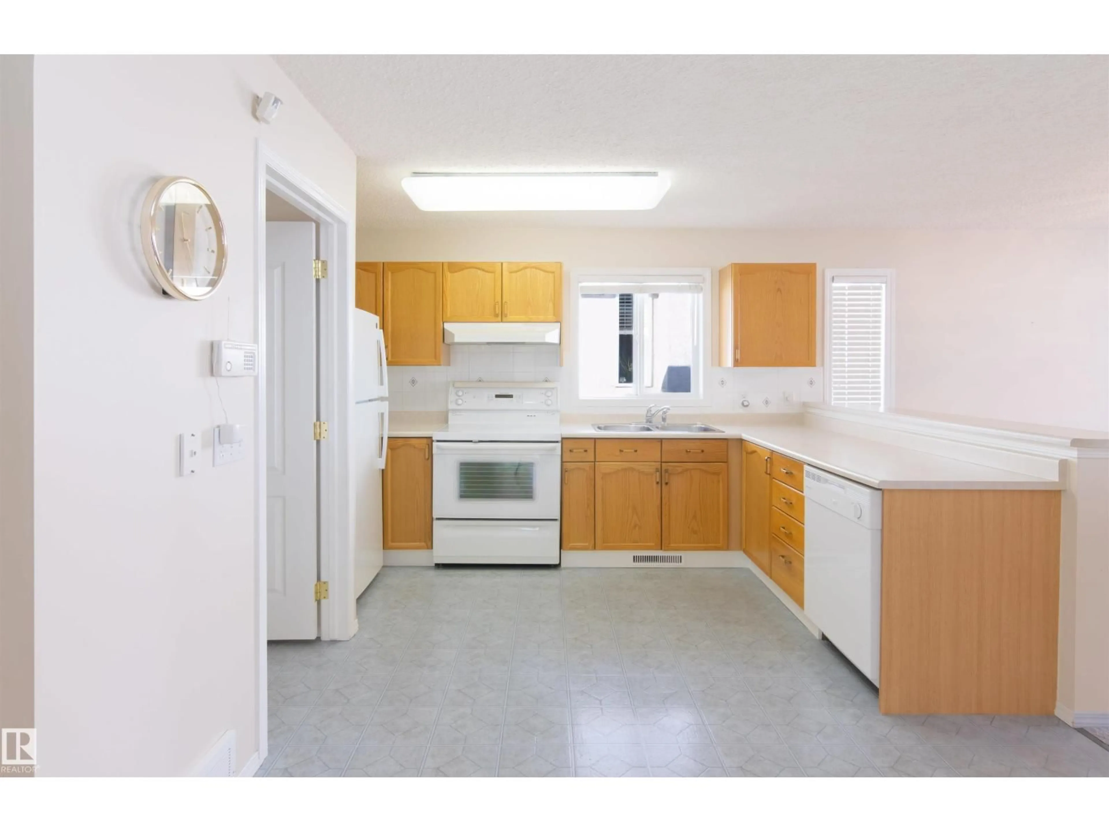 Standard kitchen, unknown for #41 - 14428 MILLER BV, Edmonton Alberta T5Y2Y6