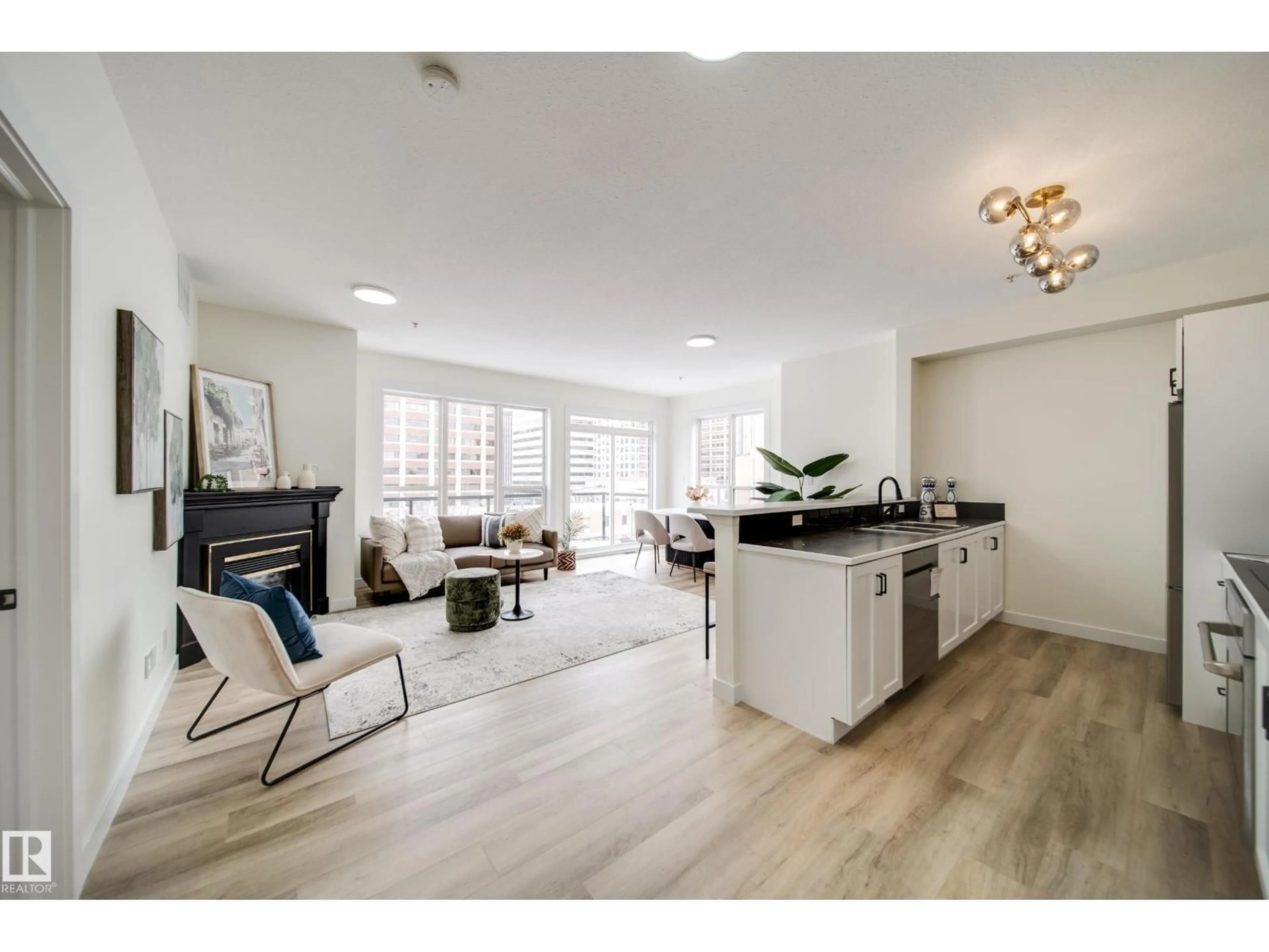 Open concept kitchen, unknown for 532 10023 110 ST NW, Edmonton Alberta T5K1J5