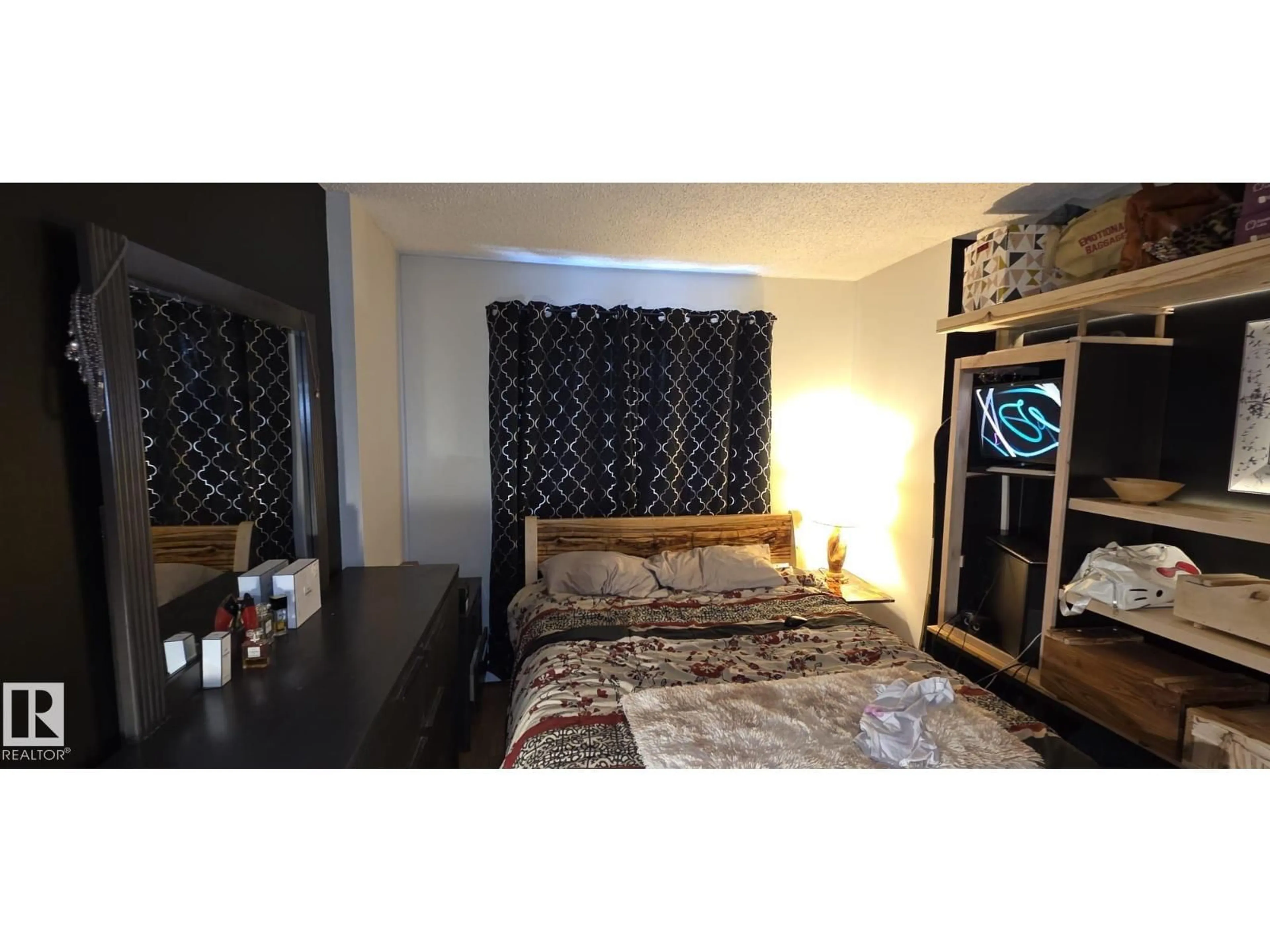 A pic of a room for 507 - 9710 105 ST NW, Edmonton Alberta T5K1A4