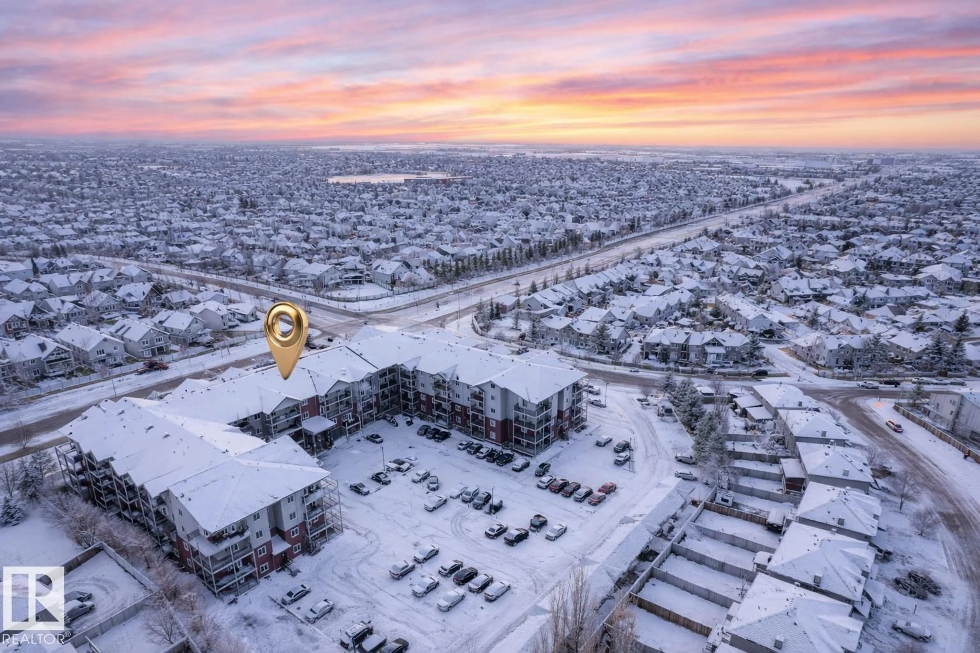 A pic from outside/outdoor area/front of a property/back of a property/a pic from drone, unknown for 430 EDWARDS DR, Edmonton Alberta T6X0C4
