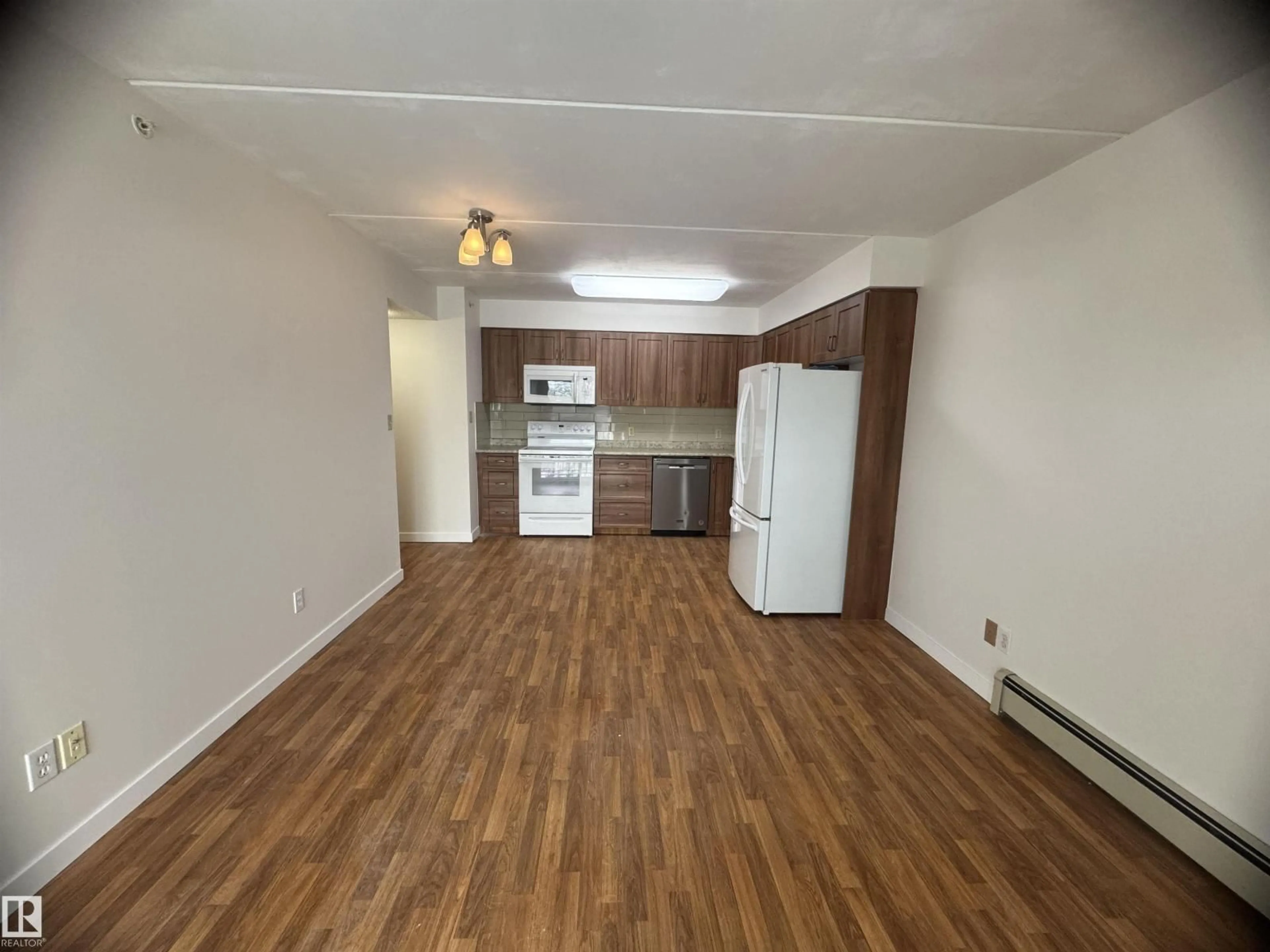 A pic of a room for 301 - 9928 105 ST, Westlock Alberta T7P1S7