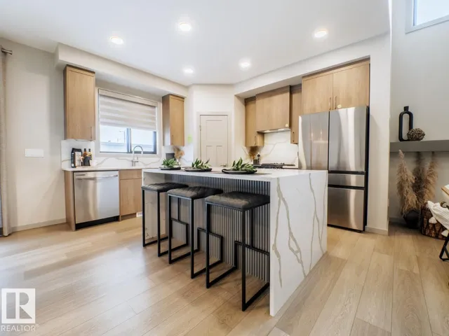 7005 KIVIAQ CR, Edmonton 4