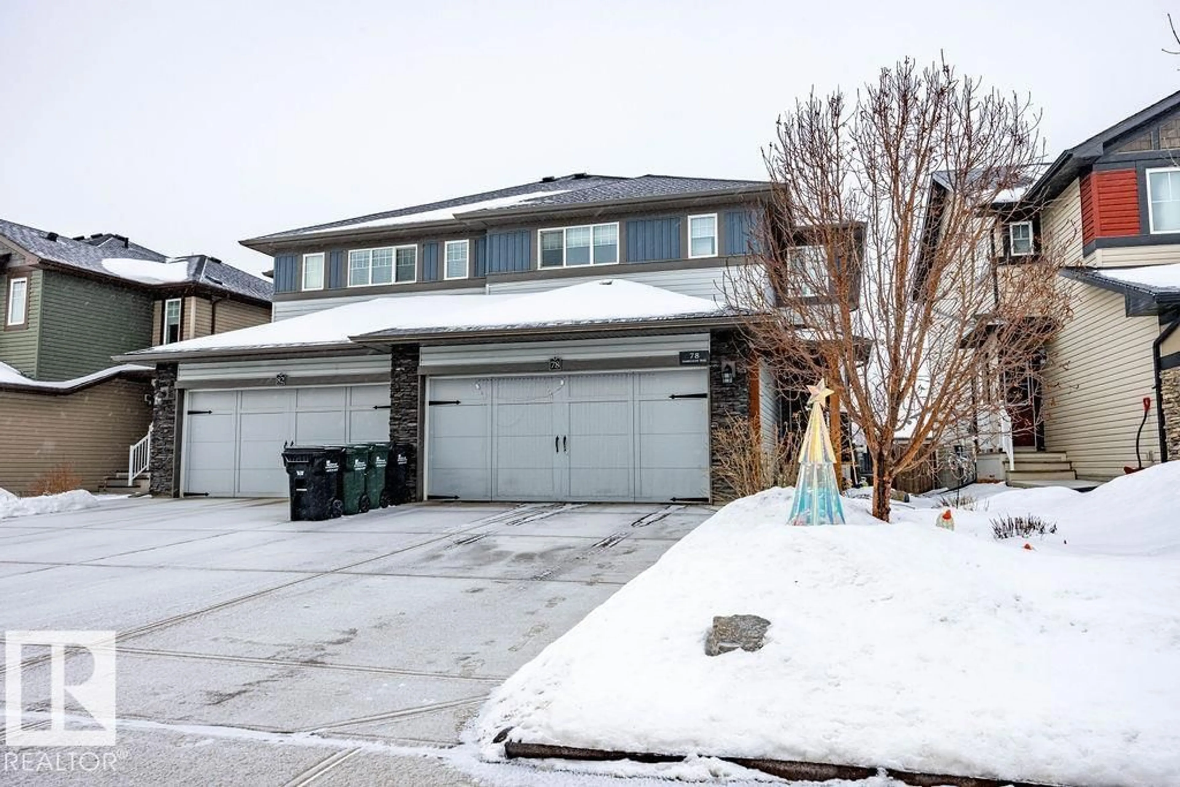 A pic from outside/outdoor area/front of a property/back of a property/a pic from drone, street for 78 AMBLESIDE WY, Sherwood Park Alberta T8H1A5