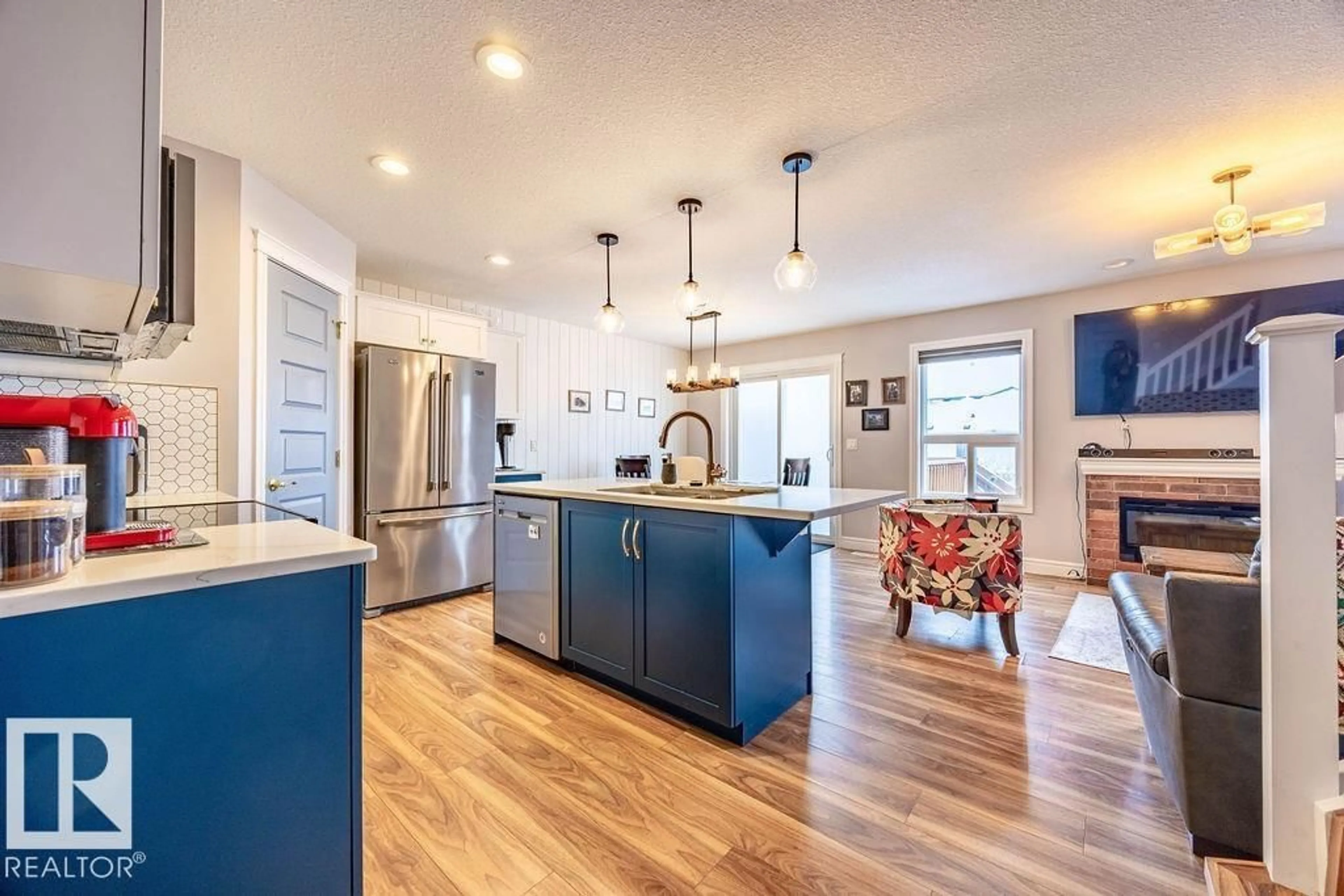 Open concept kitchen, unknown for 78 AMBLESIDE WY, Sherwood Park Alberta T8H1A5