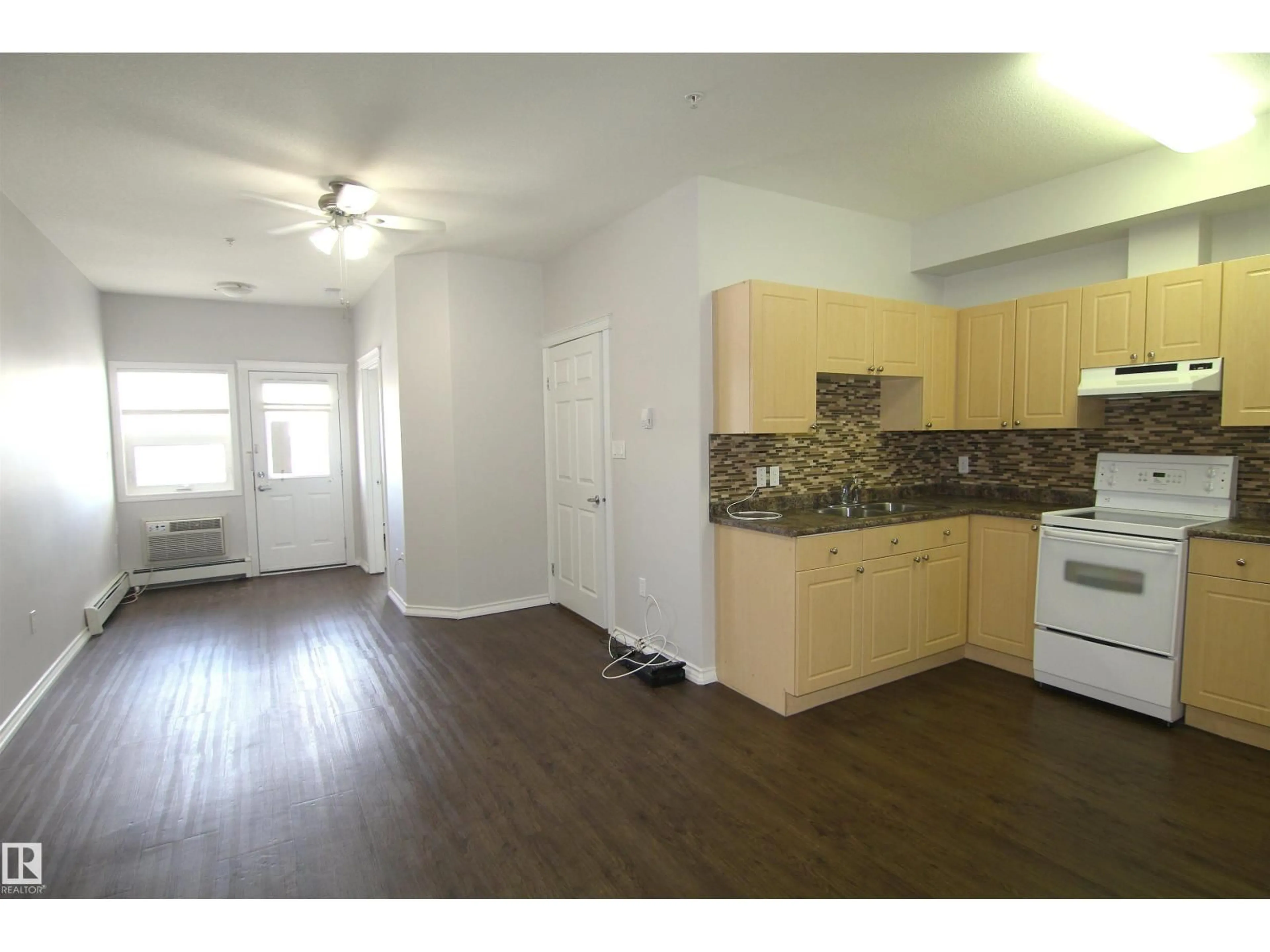 Unknown for 127 8802 SOUTHFORT, Fort Saskatchewan Alberta T8L4R6