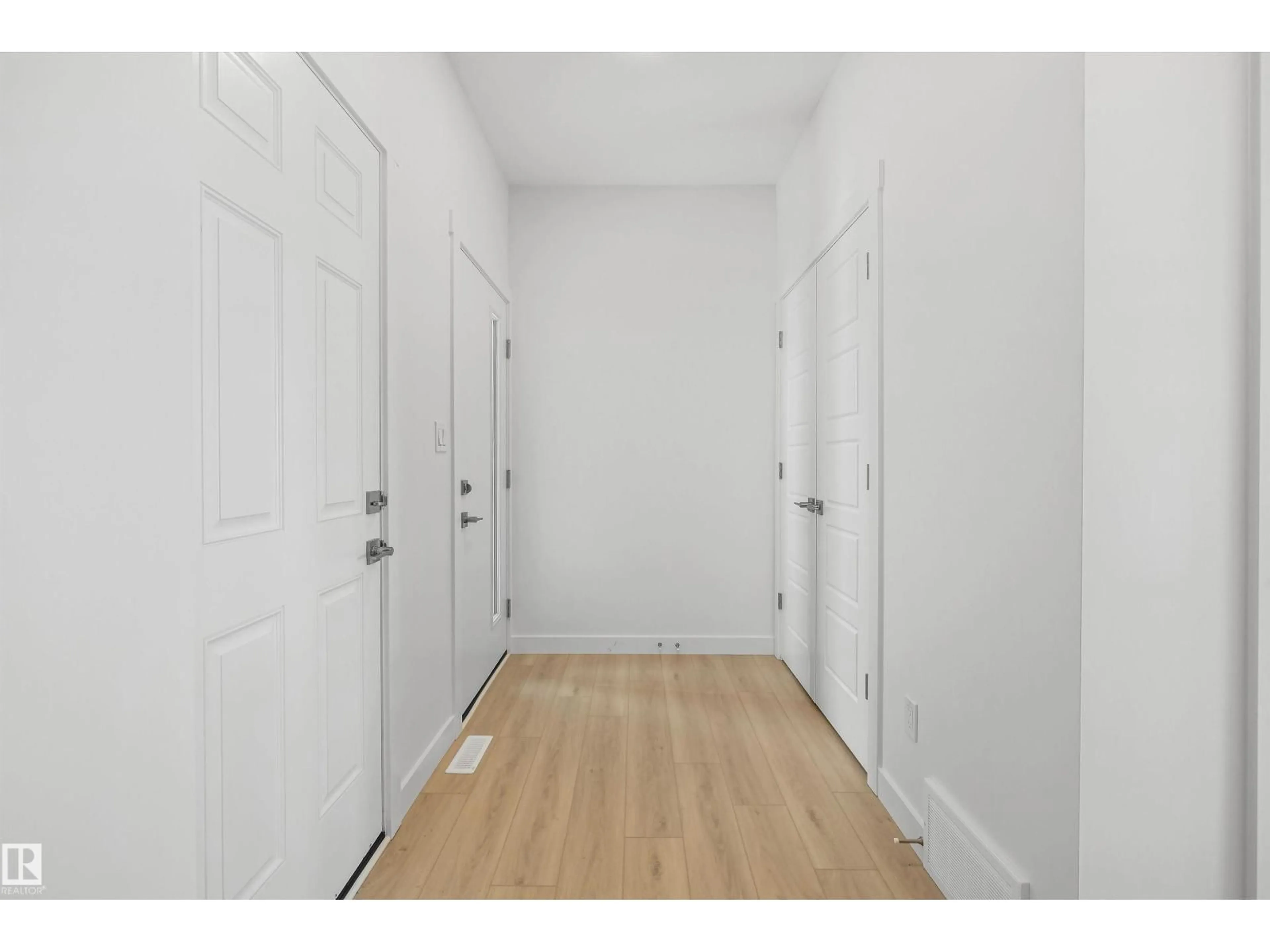 Unknown for 8704 183 AV, Edmonton Alberta T5Z0X5