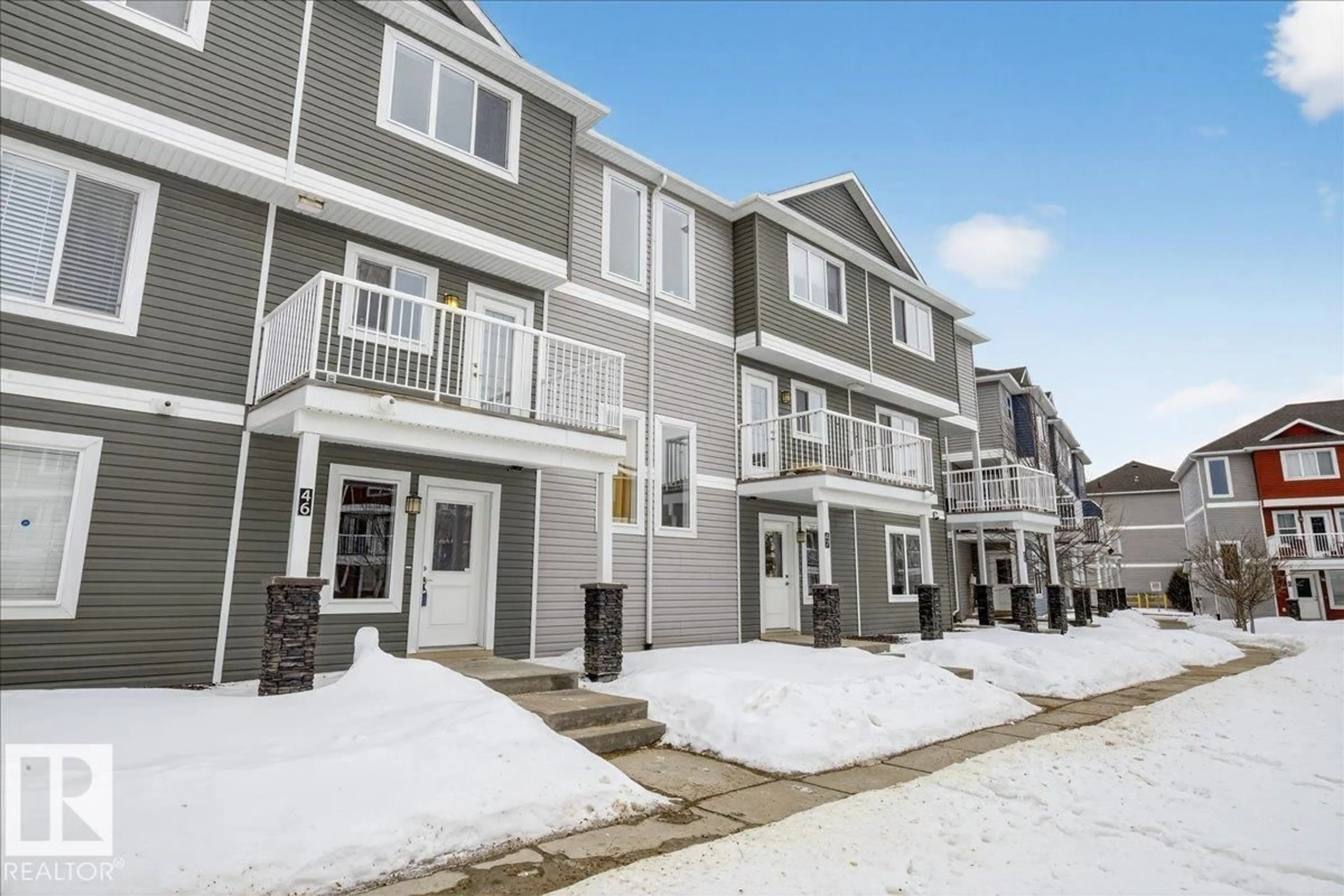 Patio, street for #46 - 1816 RUTHERFORD RD, Edmonton Alberta T6W2K6