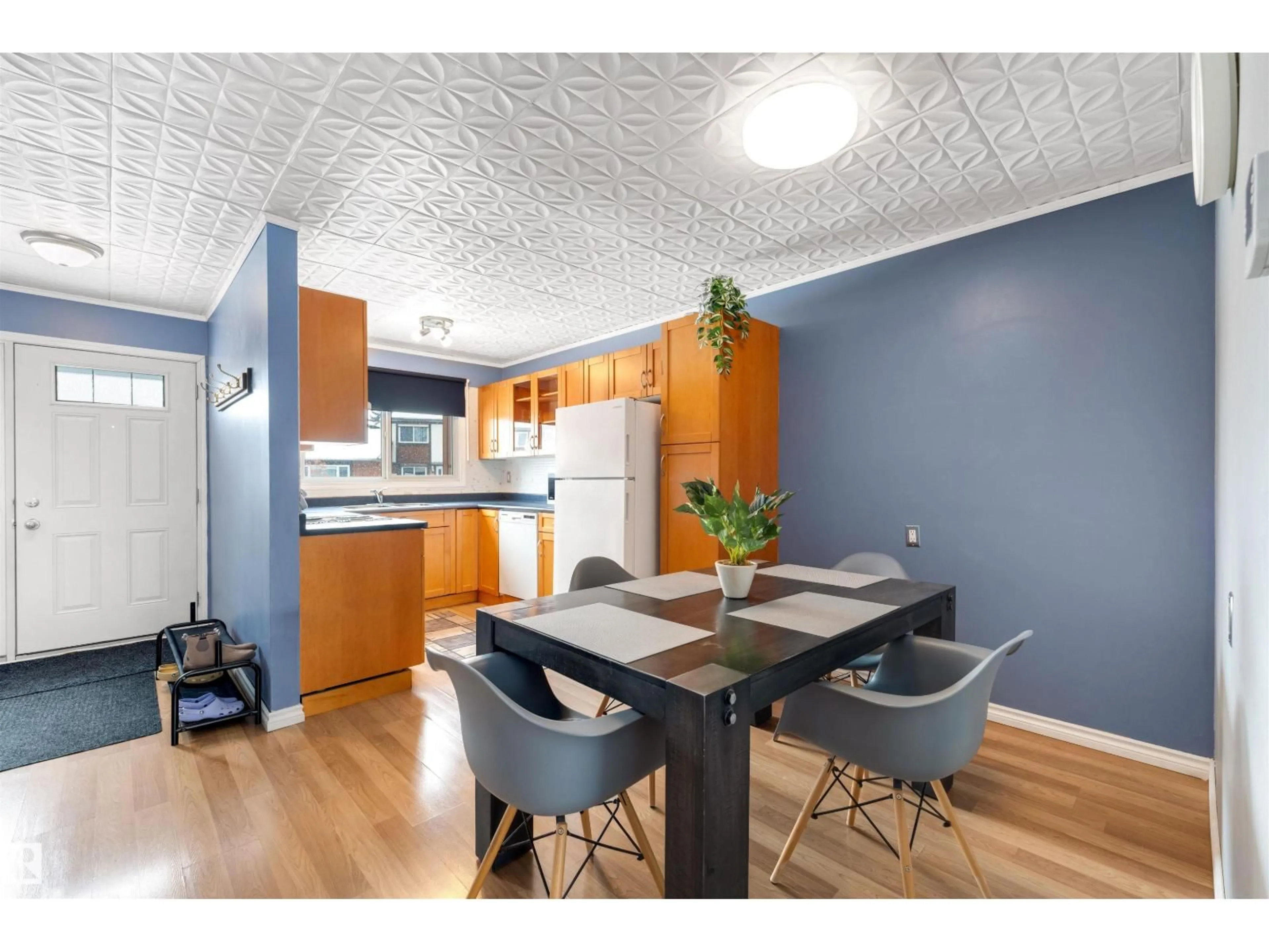 Unknown for #112 - 16725 106 ST NW, Edmonton Alberta T5X5G5