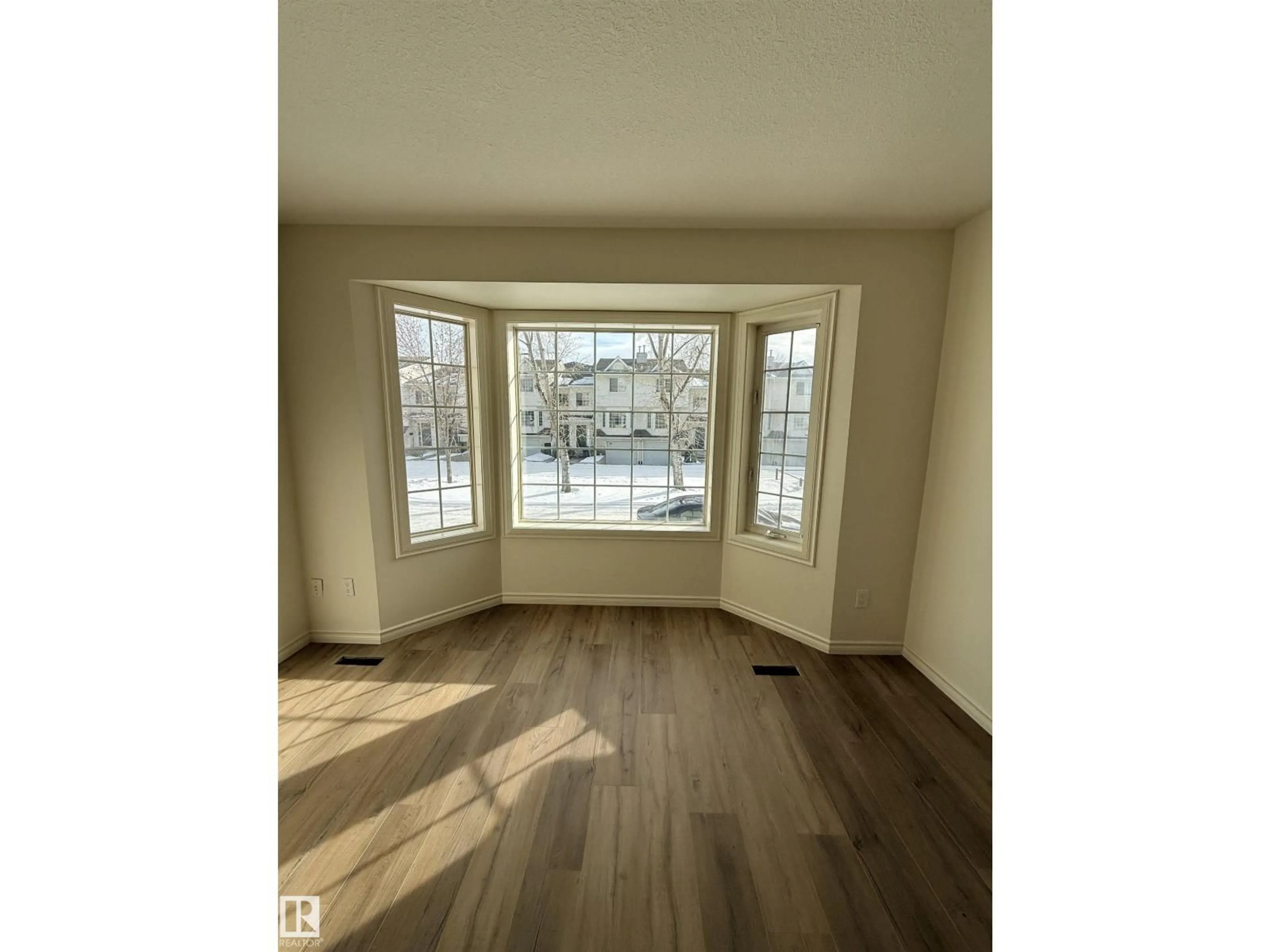 A pic of a room for #22 - 9703 174 ST, Edmonton Alberta T5T6C5