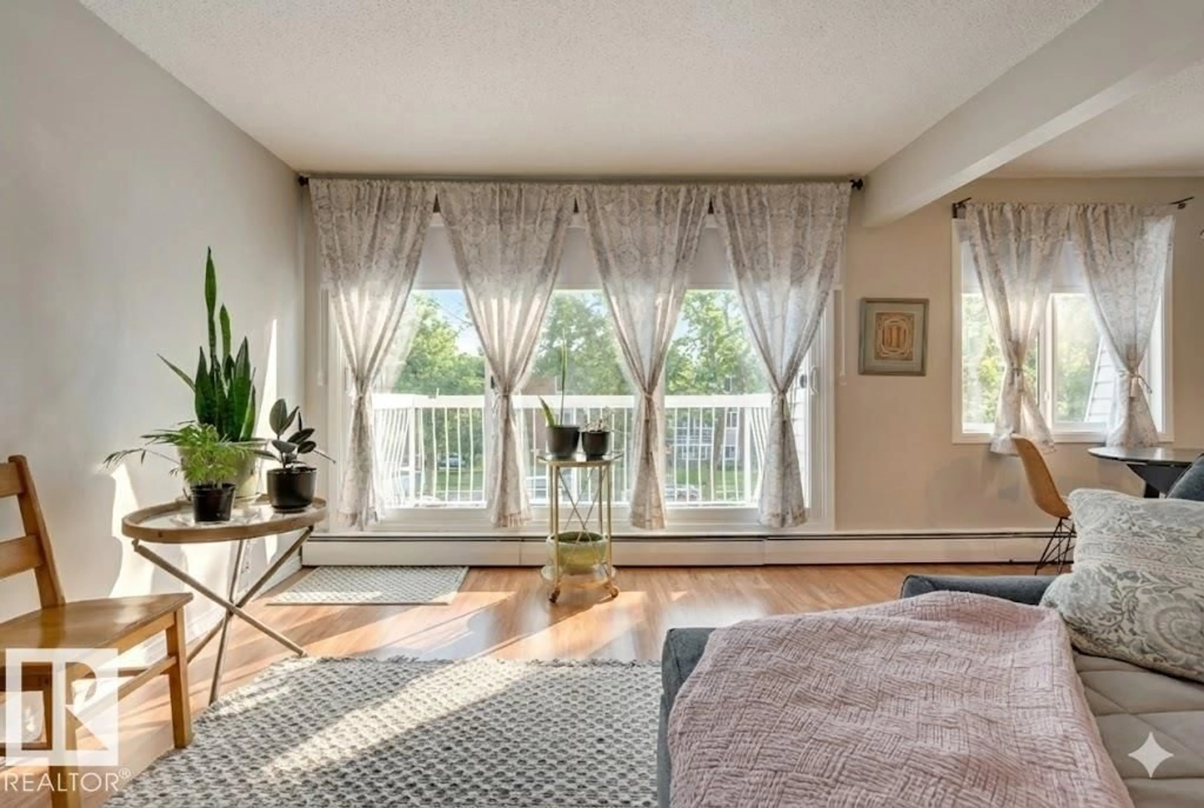 Unknown for #302 - 10230 114 ST NW, Edmonton Alberta T5K1R9