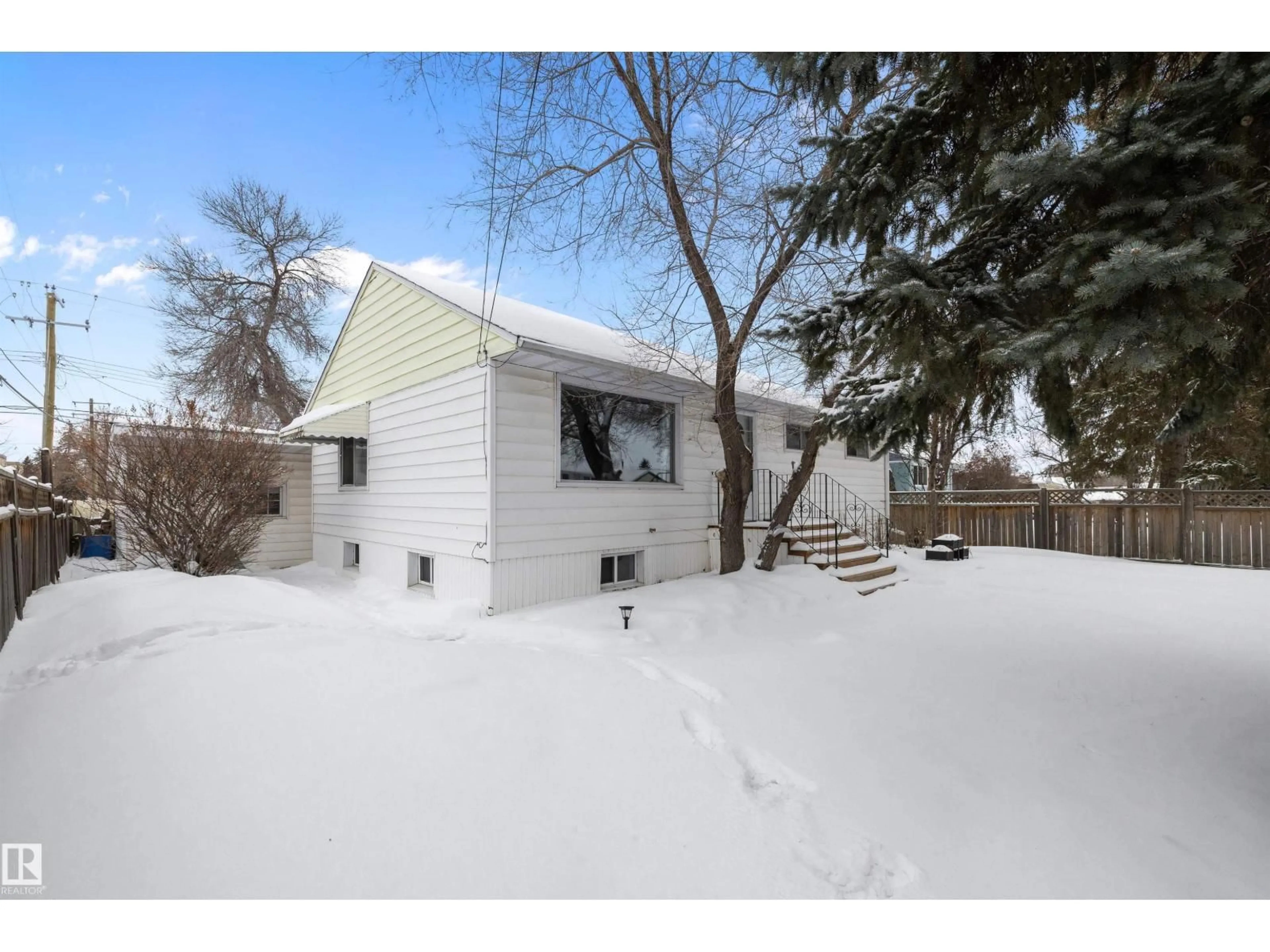 Unknown for 10403 98 AV, Fort Saskatchewan Alberta T8L1X2