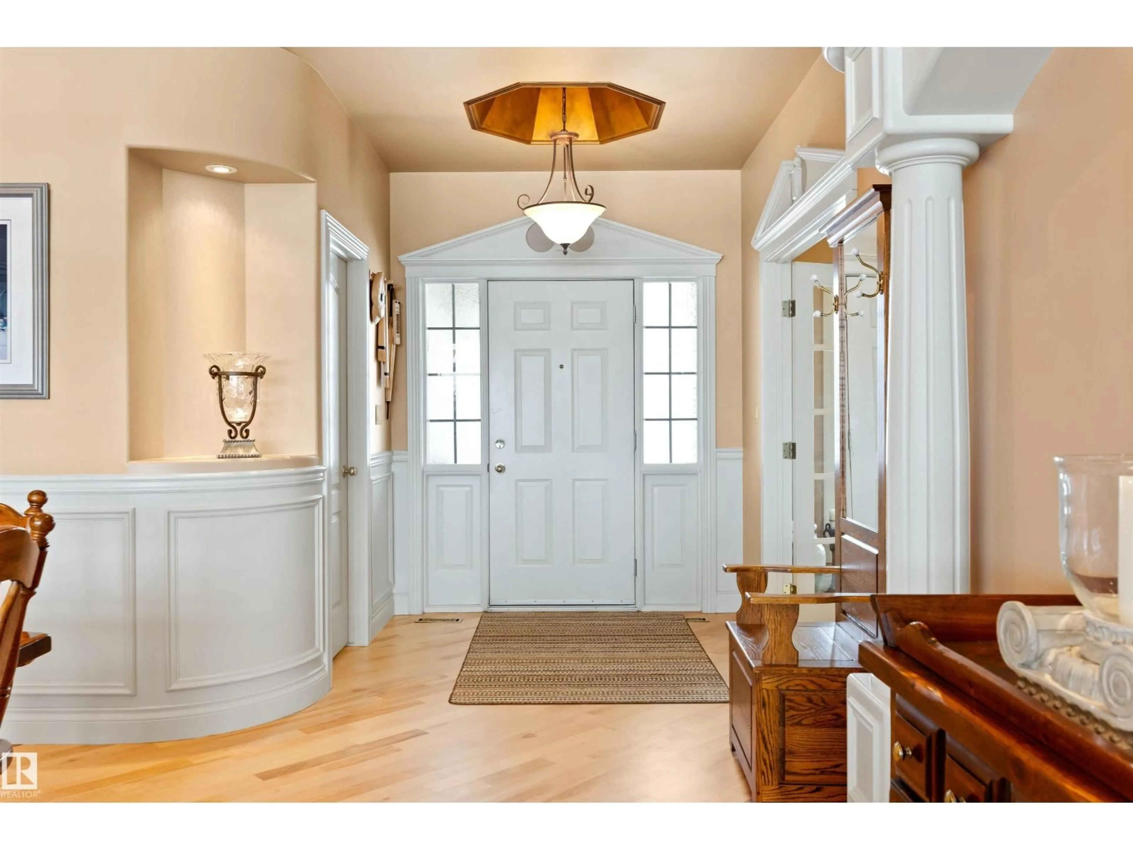 Indoor entryway for 4 PLACER CL, St. Albert Alberta T8N6A2