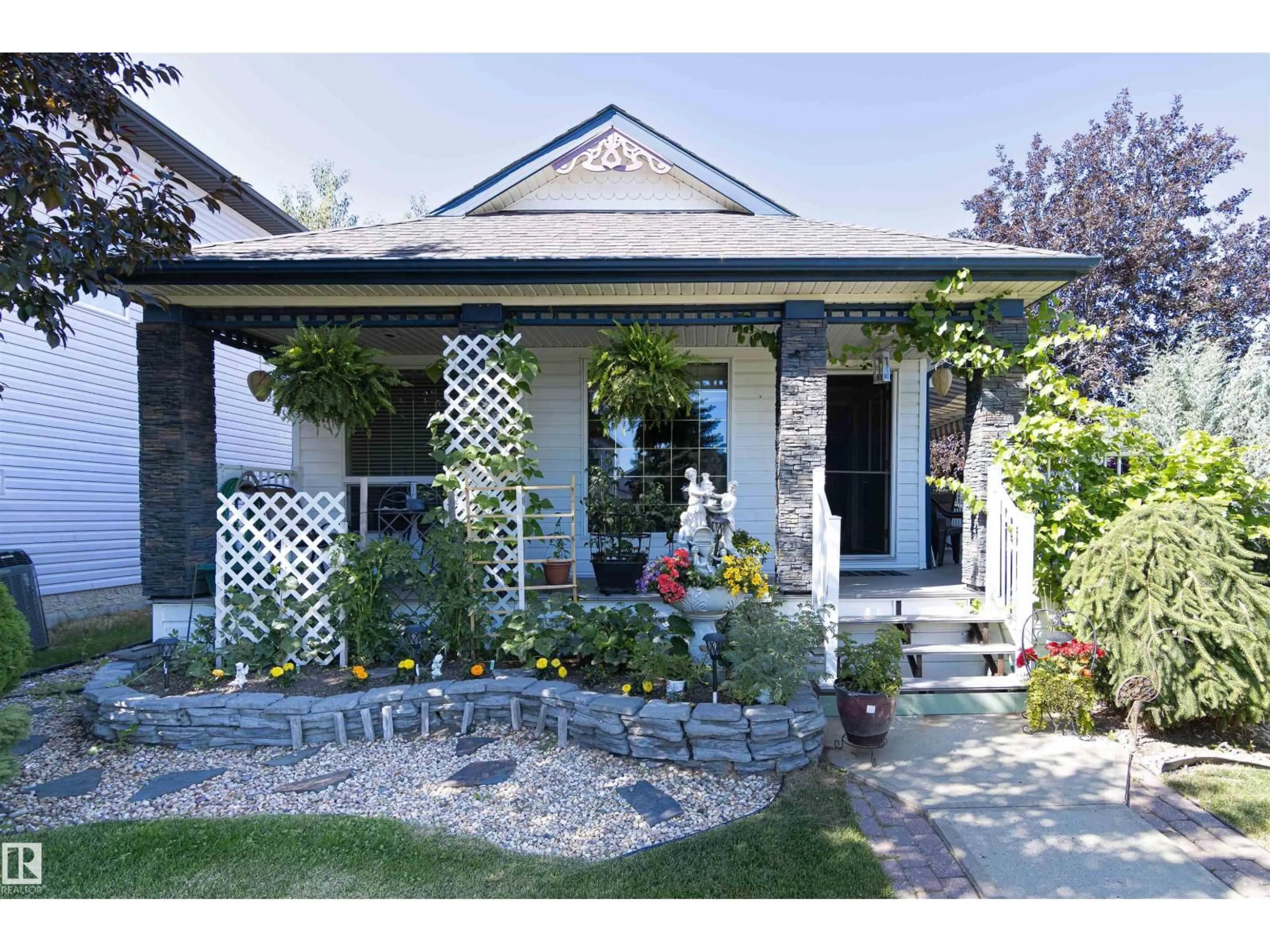 Home with brick exterior material, street for 21304 88 AV, Edmonton Alberta T5T6V1