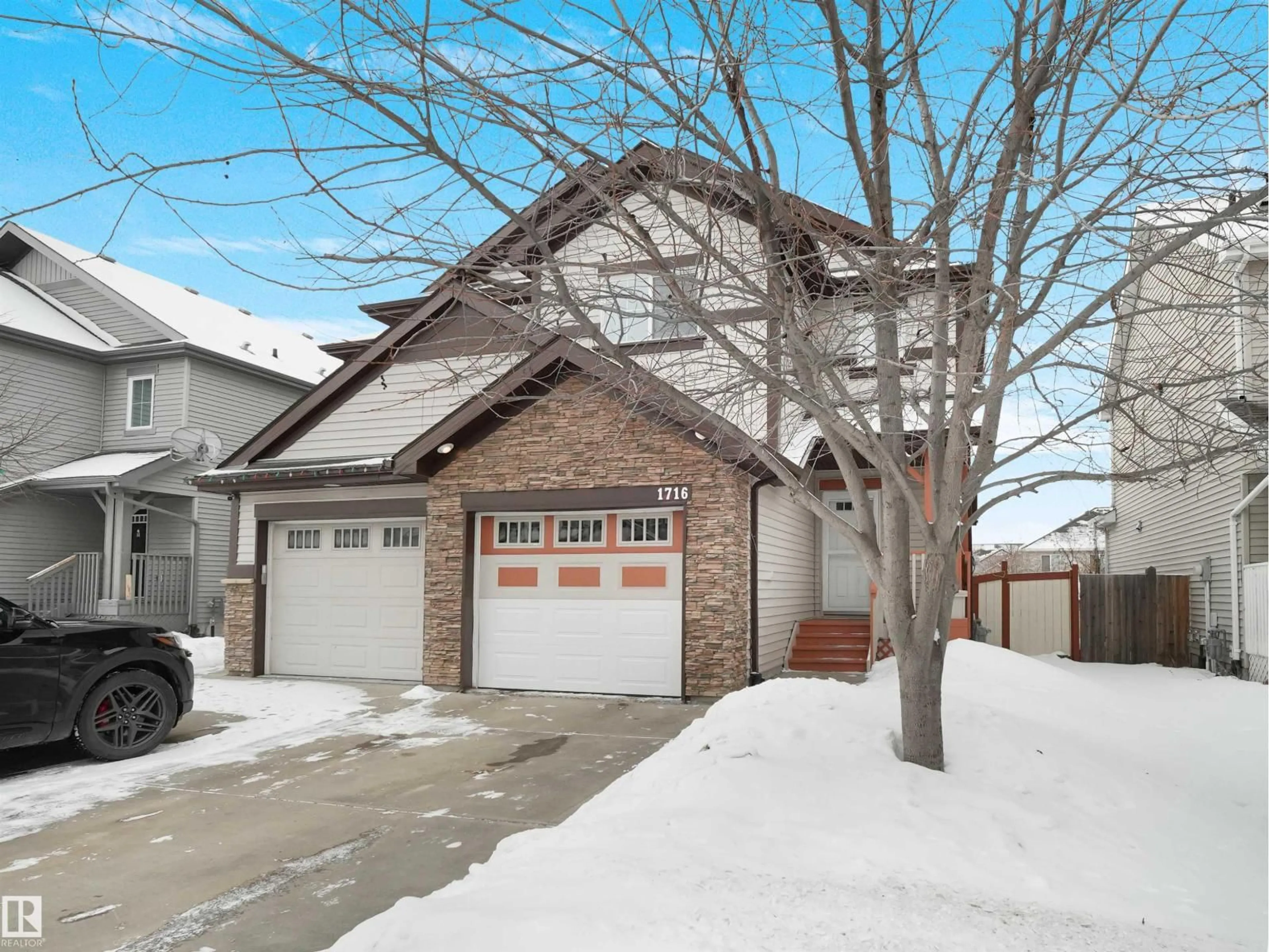 Unknown for 1716 64 ST, Edmonton Alberta T6X0M8