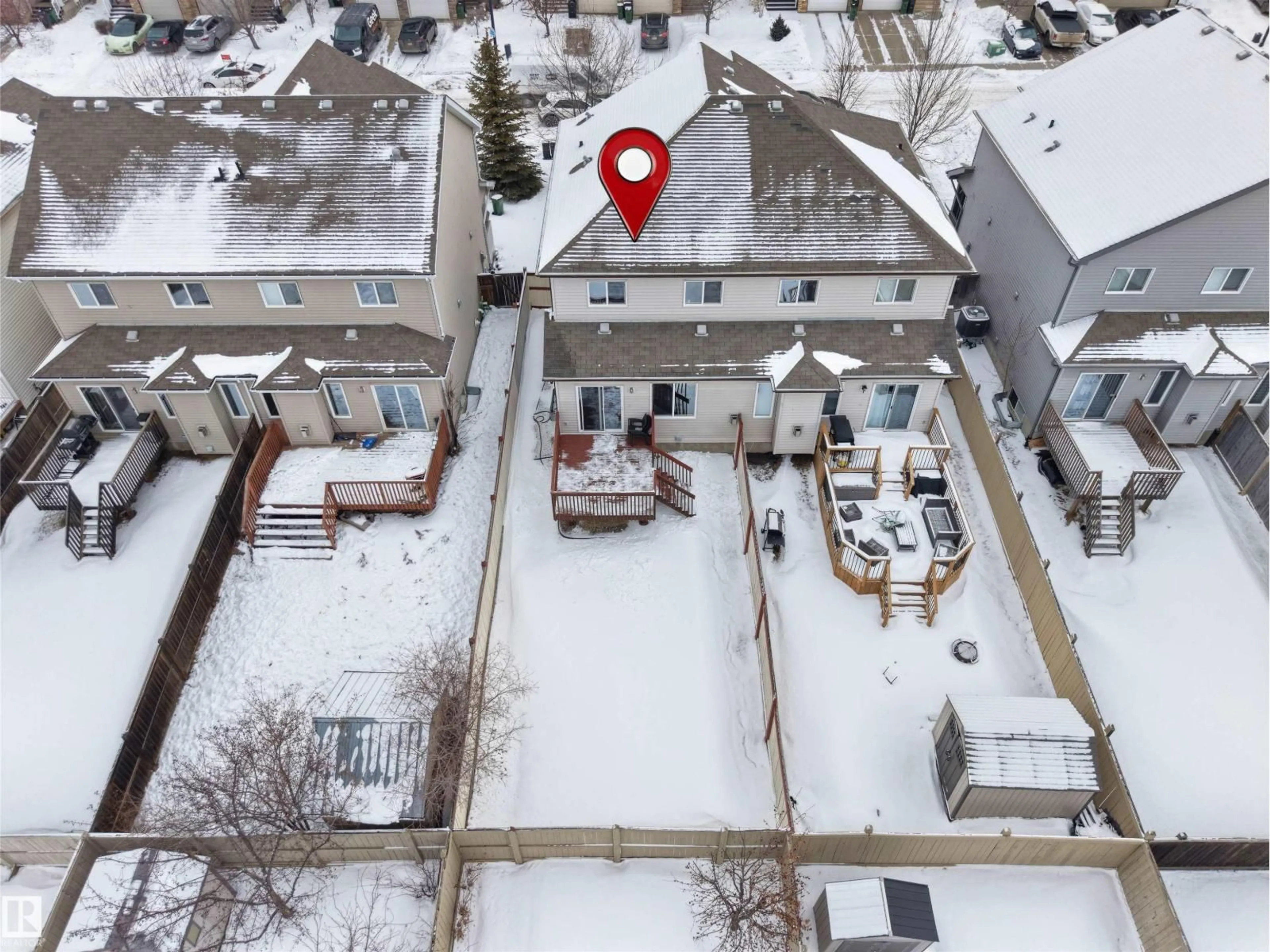 A pic from outside/outdoor area/front of a property/back of a property/a pic from drone, street for 1716 64 ST, Edmonton Alberta T6X0M8