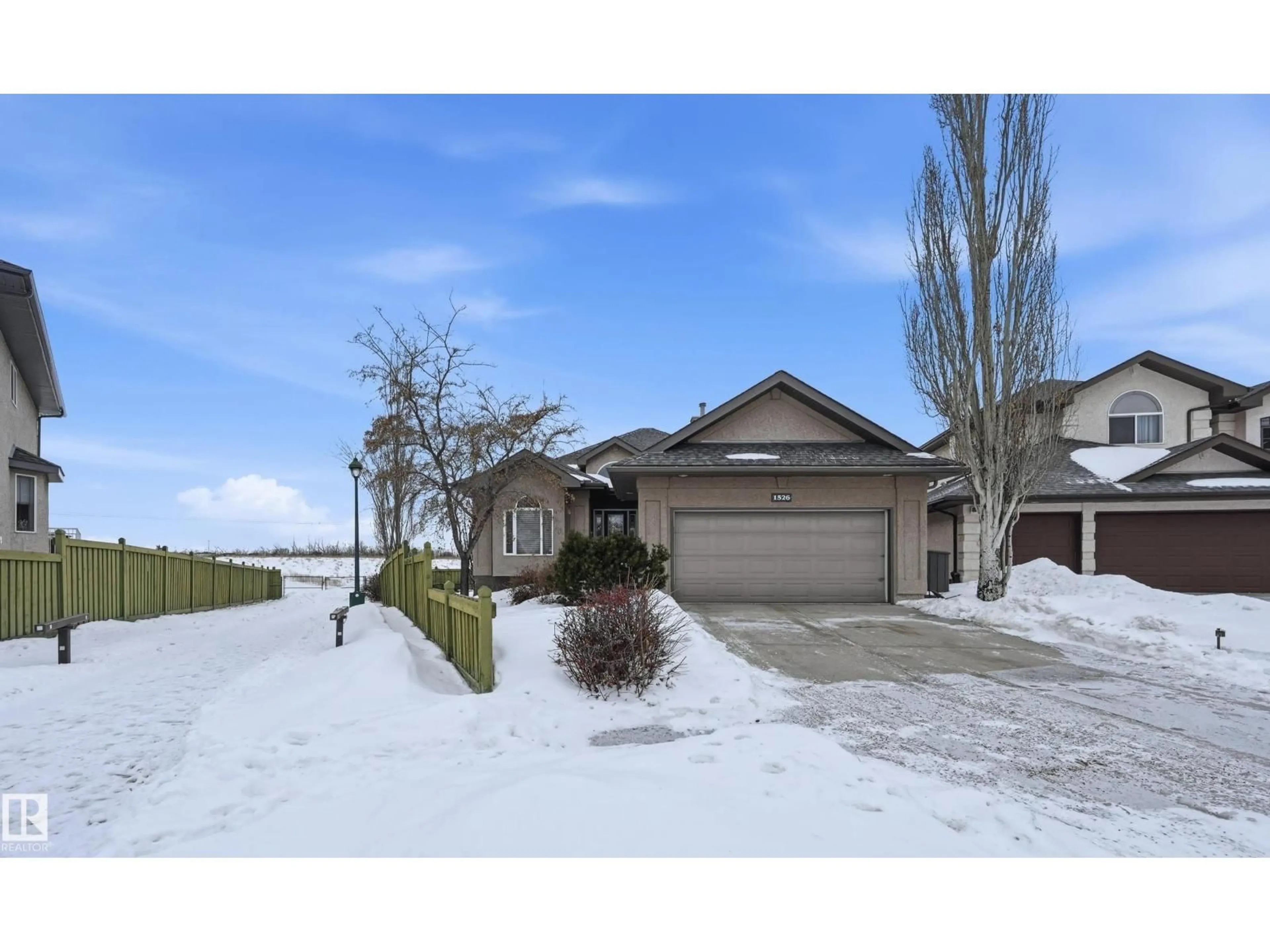 A pic from outside/outdoor area/front of a property/back of a property/a pic from drone, street for 1526 HASWELL CL, Edmonton Alberta T6R3J4