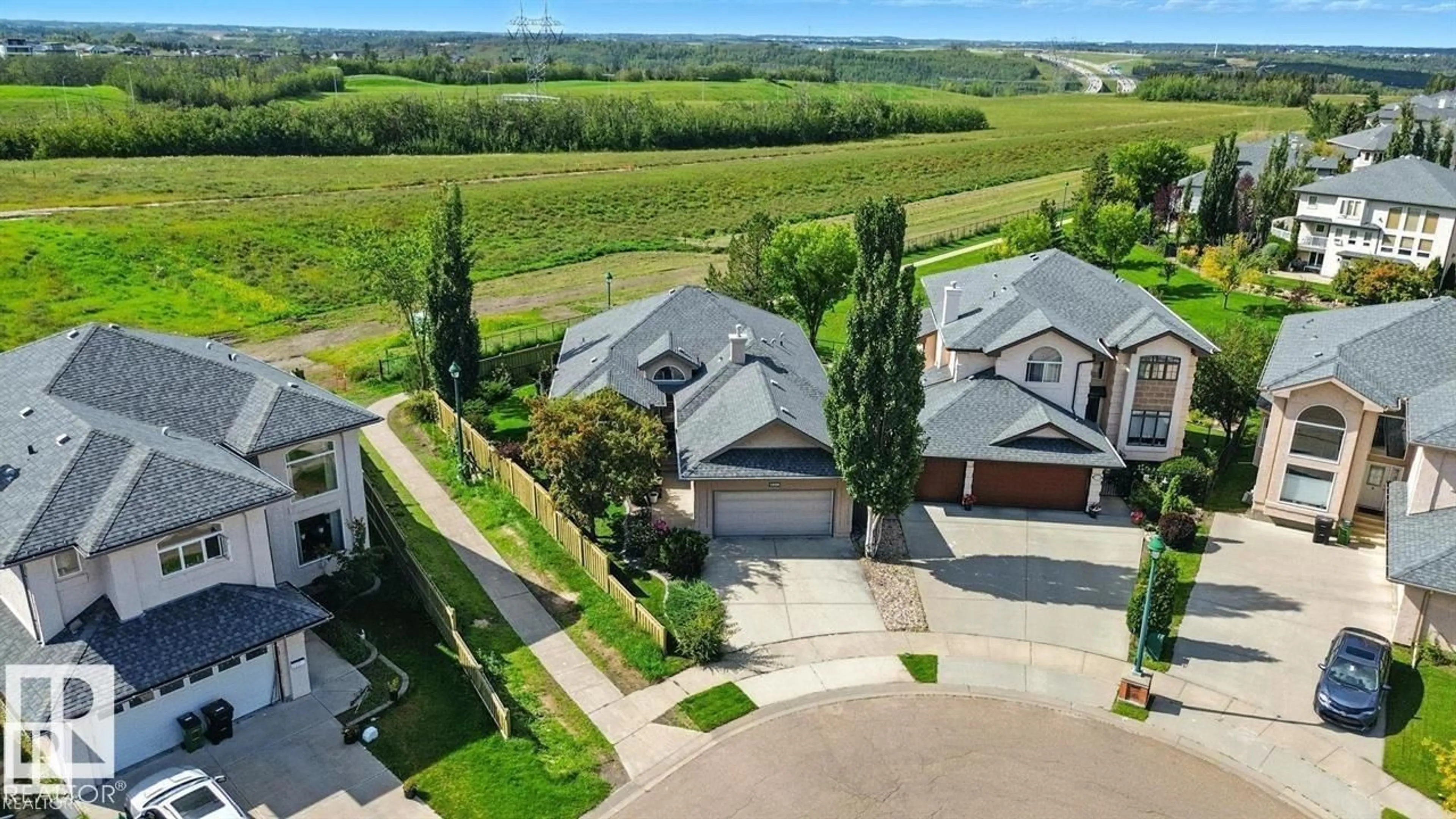 A pic from outside/outdoor area/front of a property/back of a property/a pic from drone, mountain view for 1526 HASWELL CL, Edmonton Alberta T6R3J4