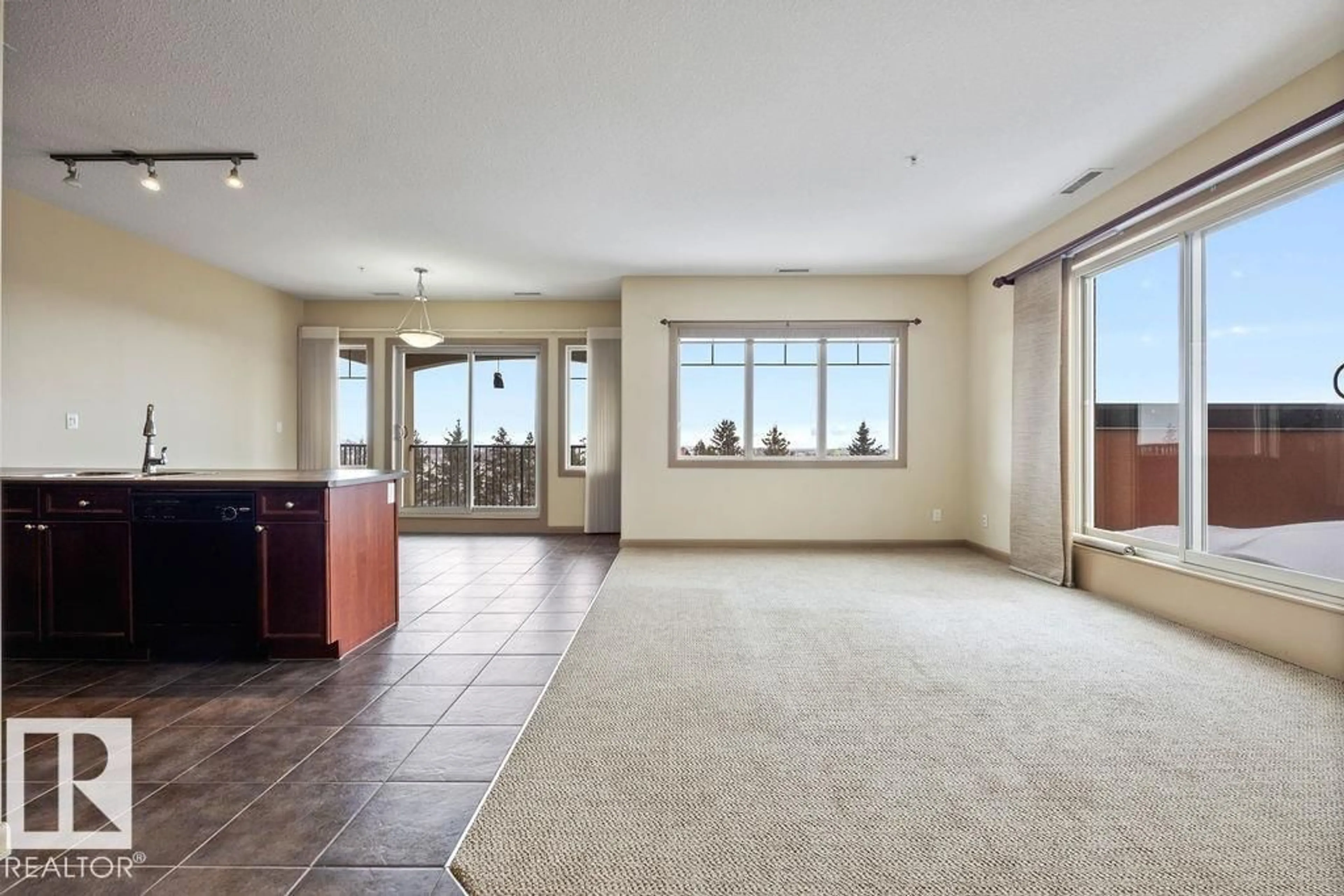 Unknown for #404 - 501 PALISADES WY, Sherwood Park Alberta T8H0H8