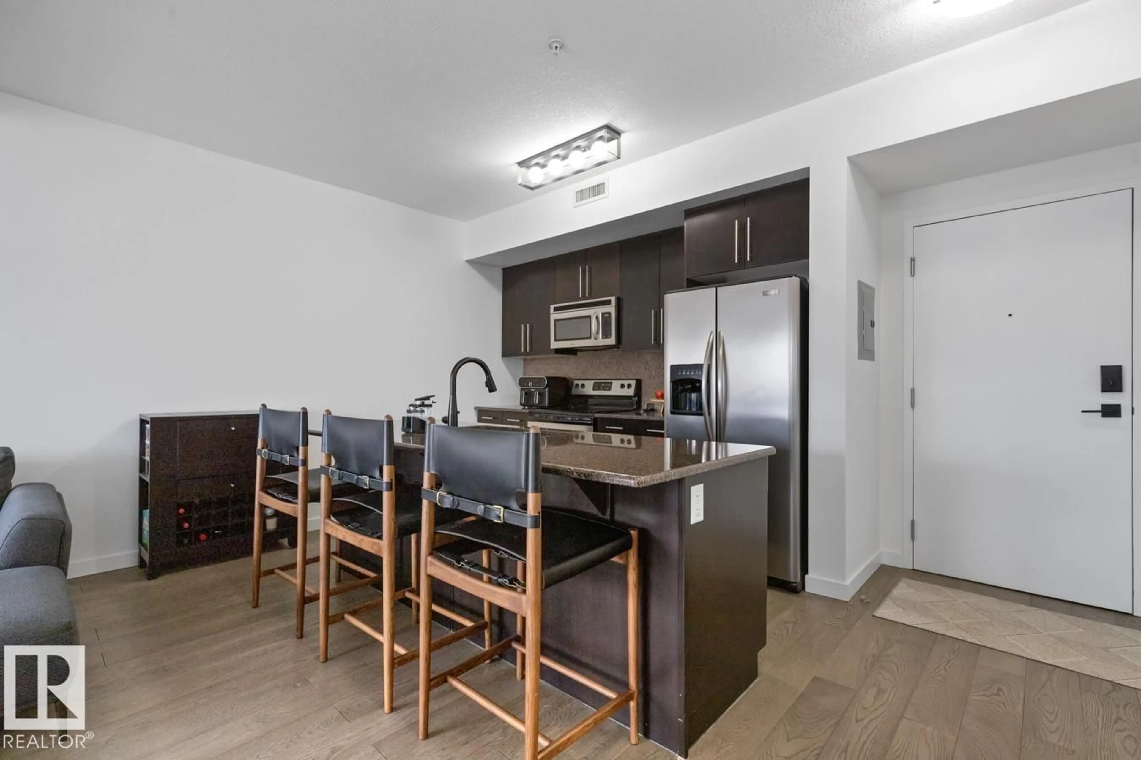 Standard kitchen, unknown for #408 - 11203 103A AV NW, Edmonton Alberta T5K1N1