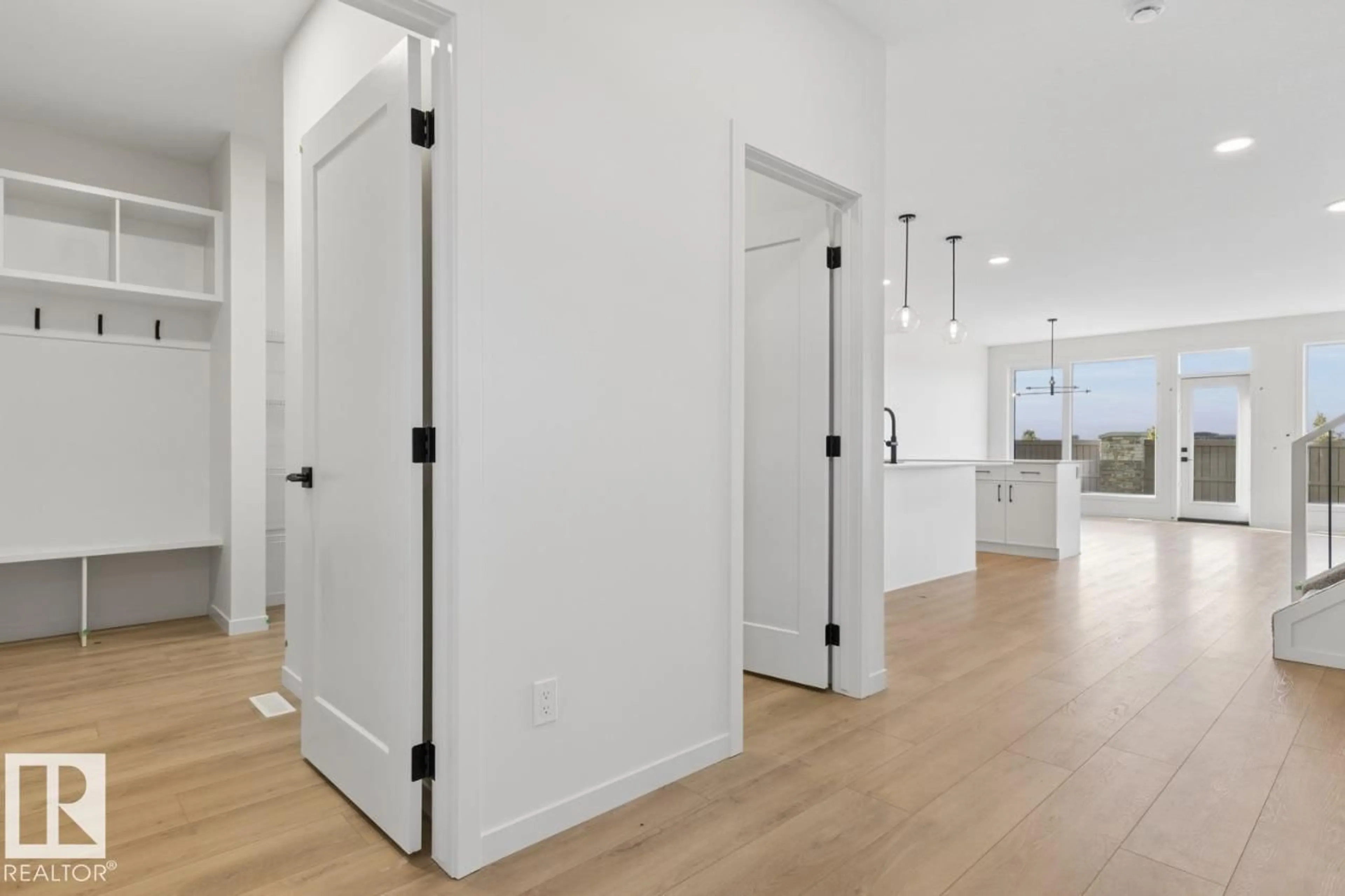 Indoor entryway for SW - 2328 160 ST, Edmonton Alberta T6W4E5