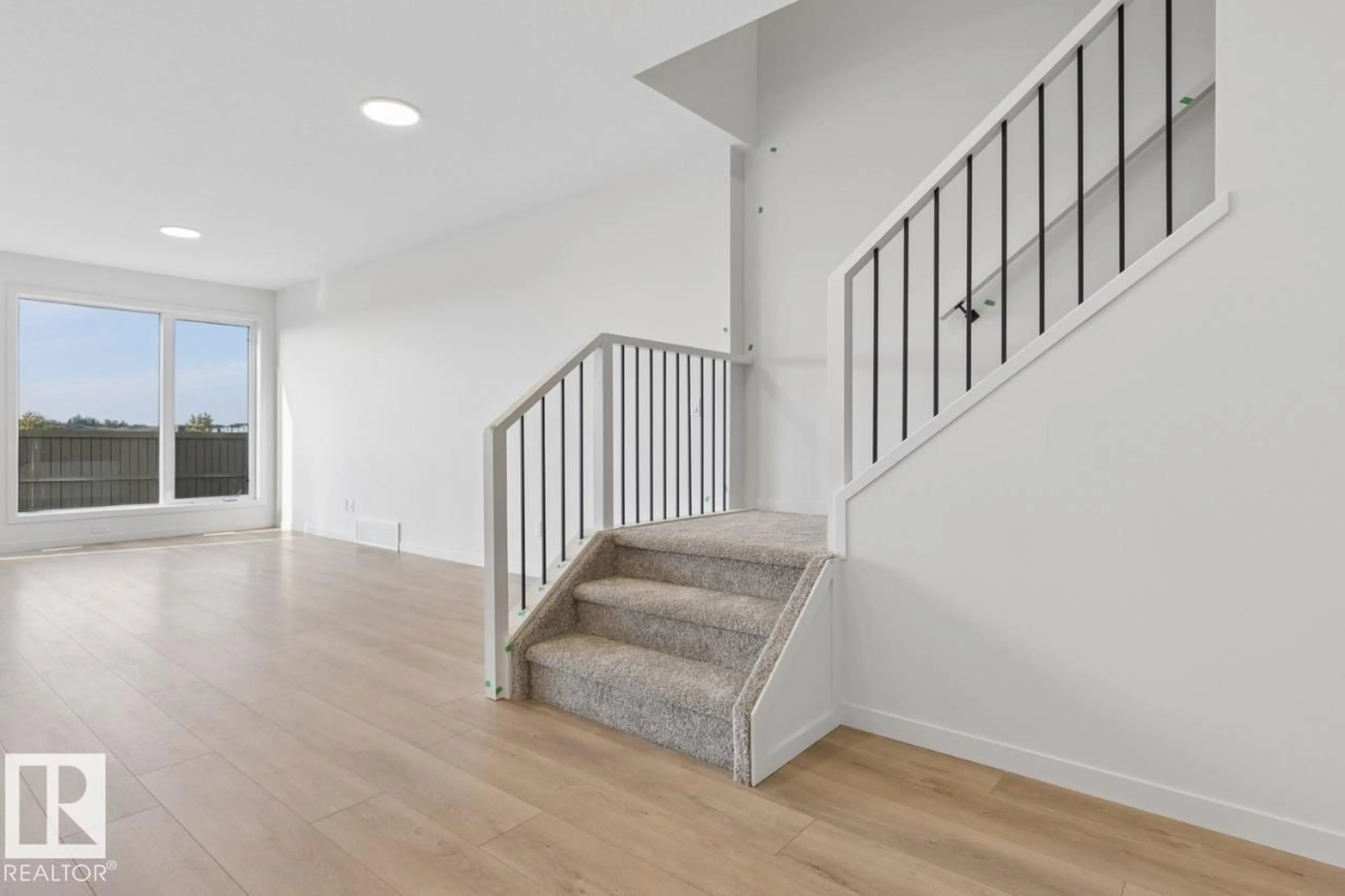 Stairs for SW - 2328 160 ST, Edmonton Alberta T6W4E5