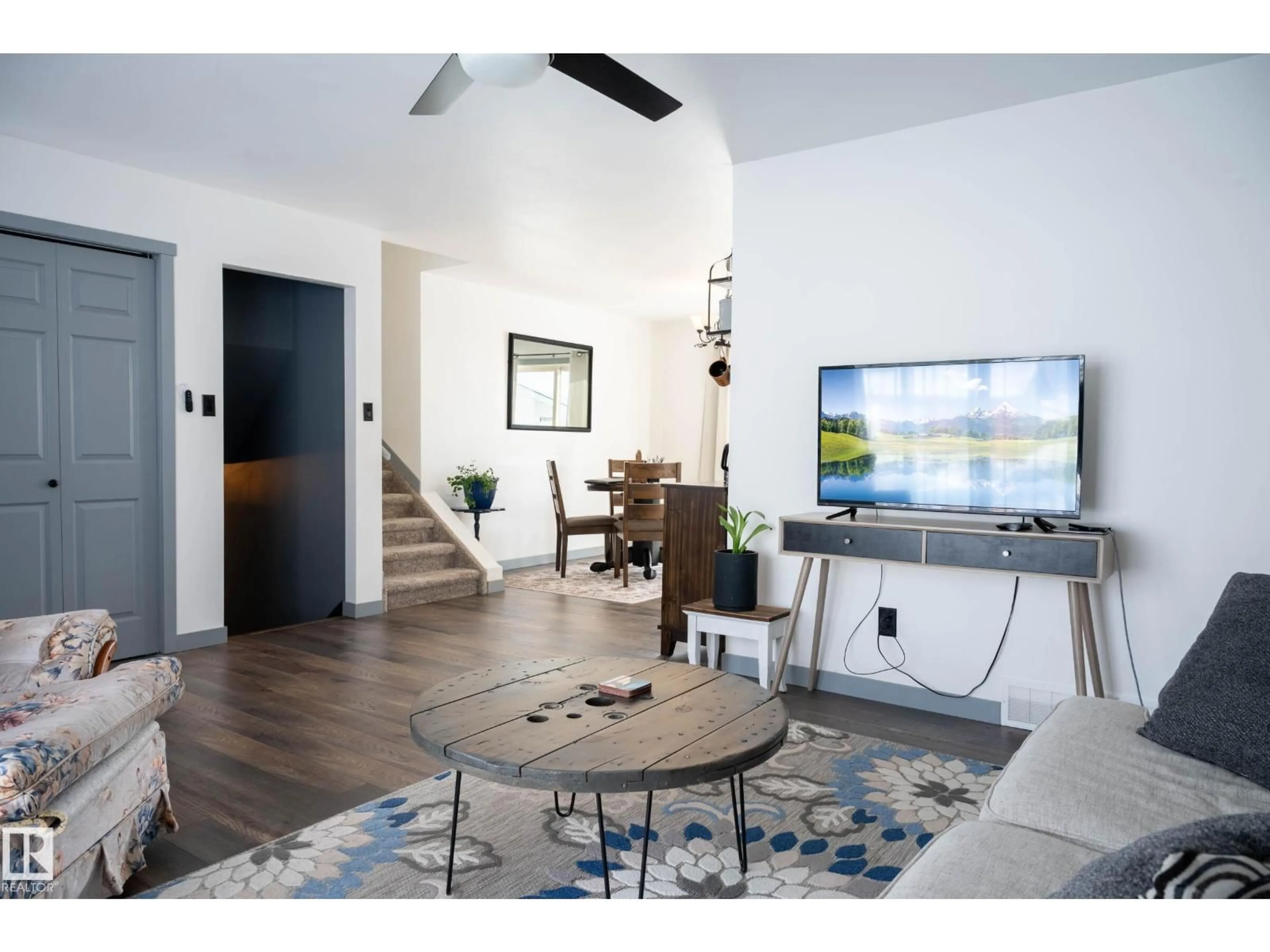 Unknown for 2009 4 AV, Cold Lake Alberta T9M1E1