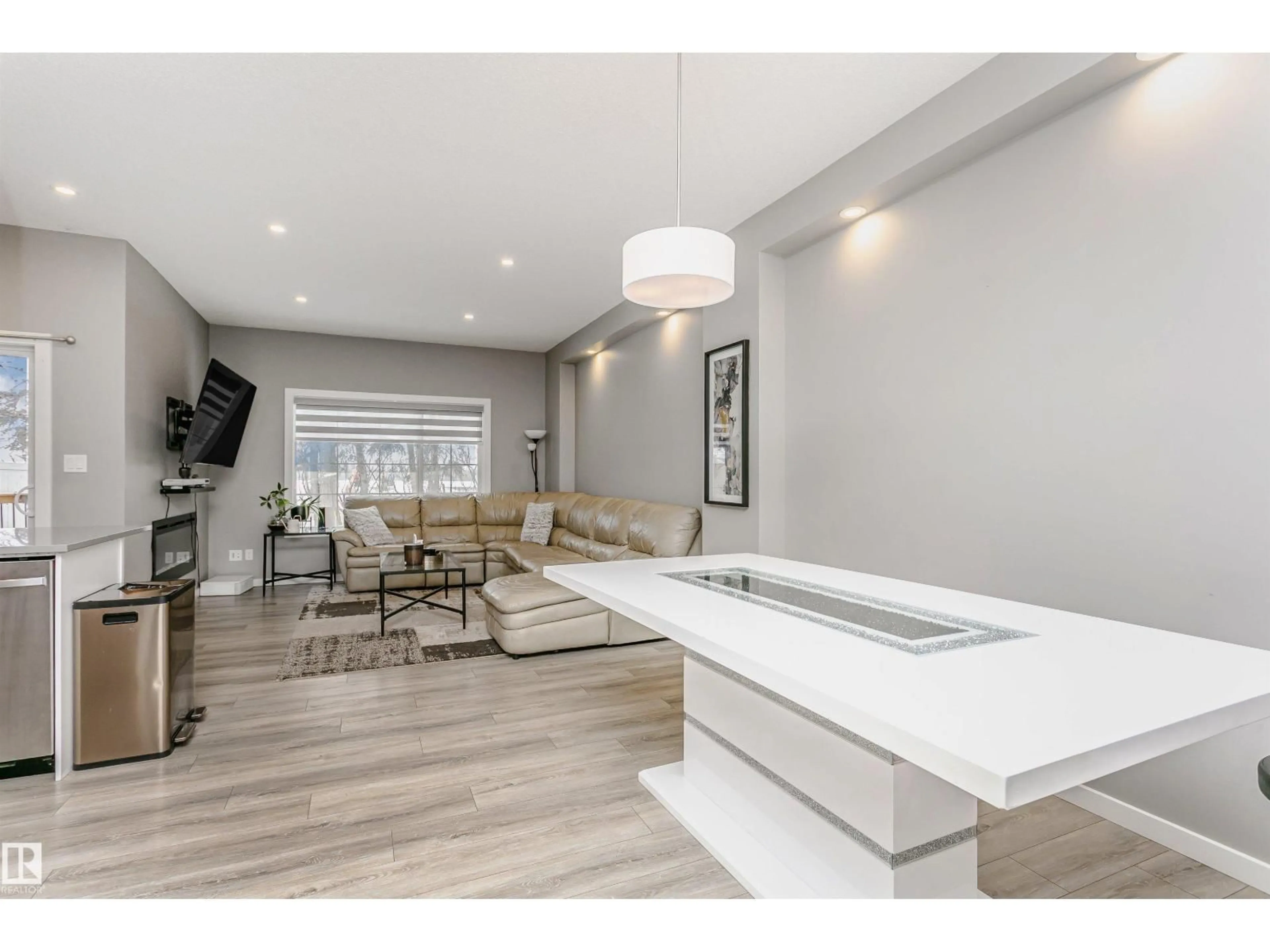 Open concept kitchen, unknown for 7322 CHIVERS CR, Edmonton Alberta T6W4M1