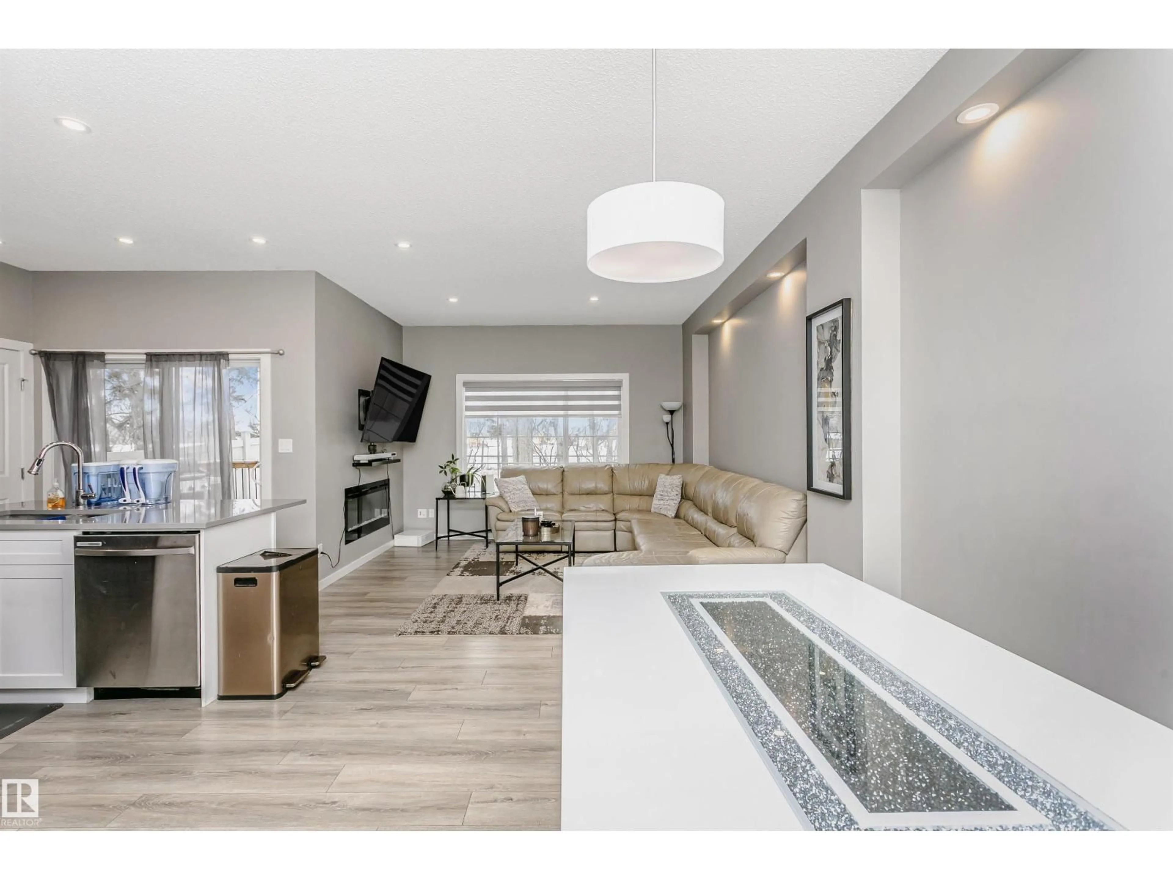 Open concept kitchen, unknown for 7322 CHIVERS CR, Edmonton Alberta T6W4M1