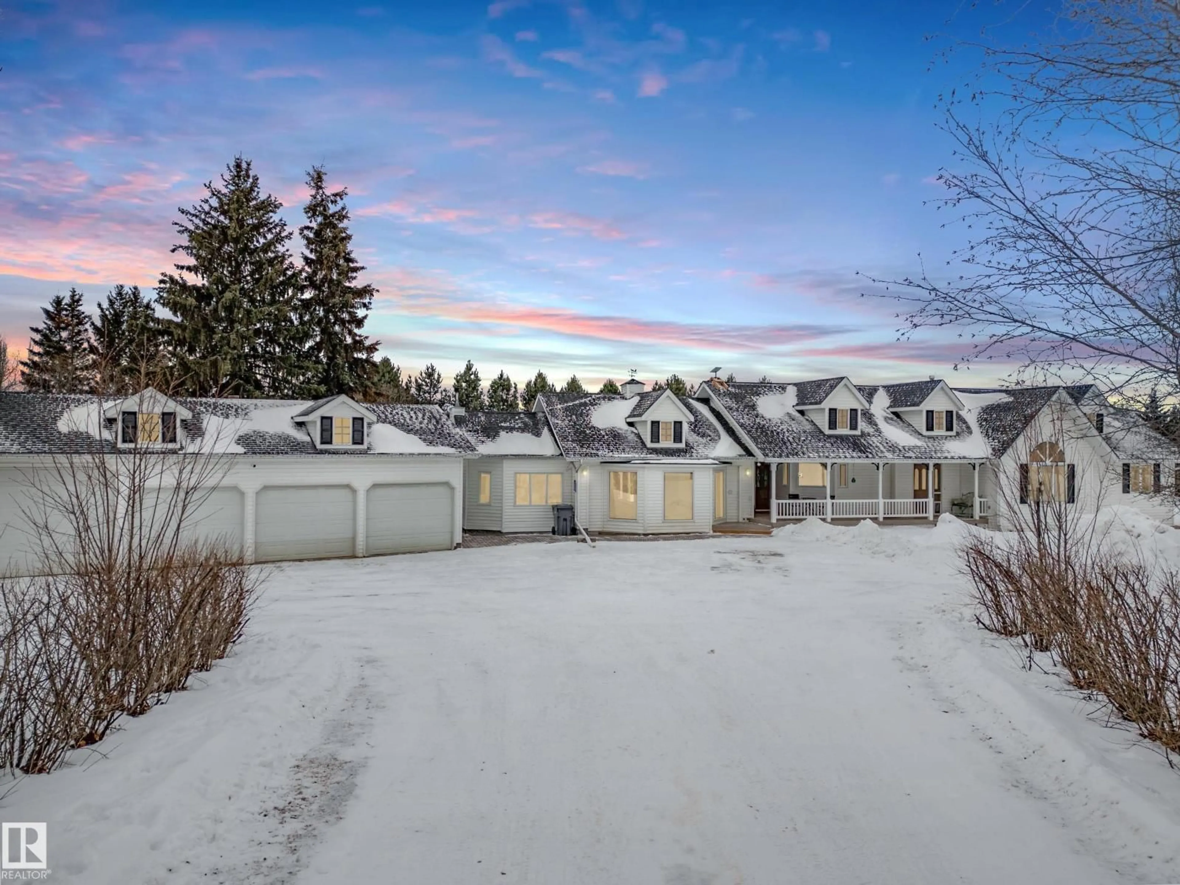 A pic from outside/outdoor area/front of a property/back of a property/a pic from drone, street for 53310 - 11 RGE ROAD 15, Rural Parkland County Alberta T7Y0C3