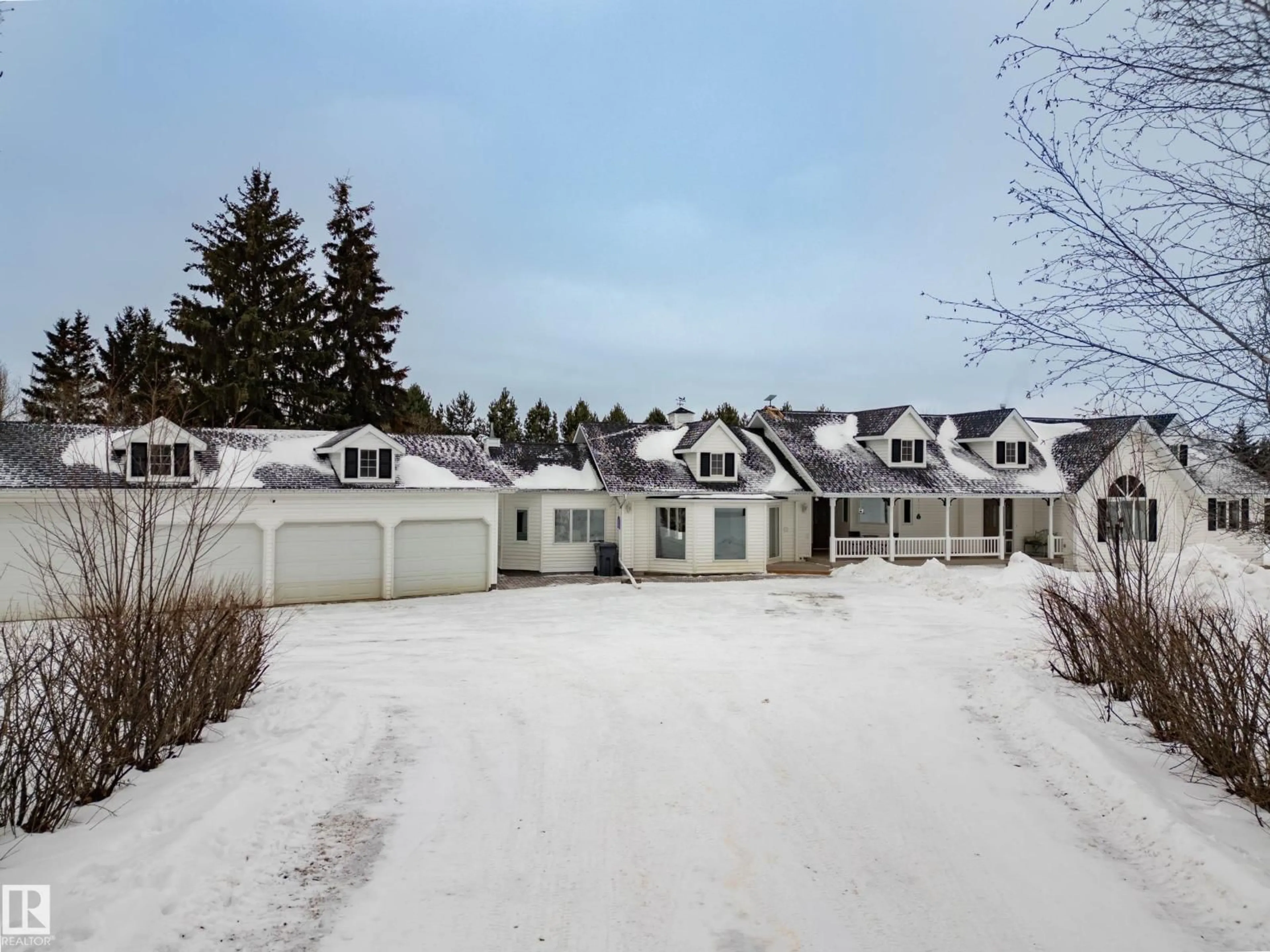 A pic from outside/outdoor area/front of a property/back of a property/a pic from drone, street for 53310 - 11 RGE ROAD 15, Rural Parkland County Alberta T7Y0C3