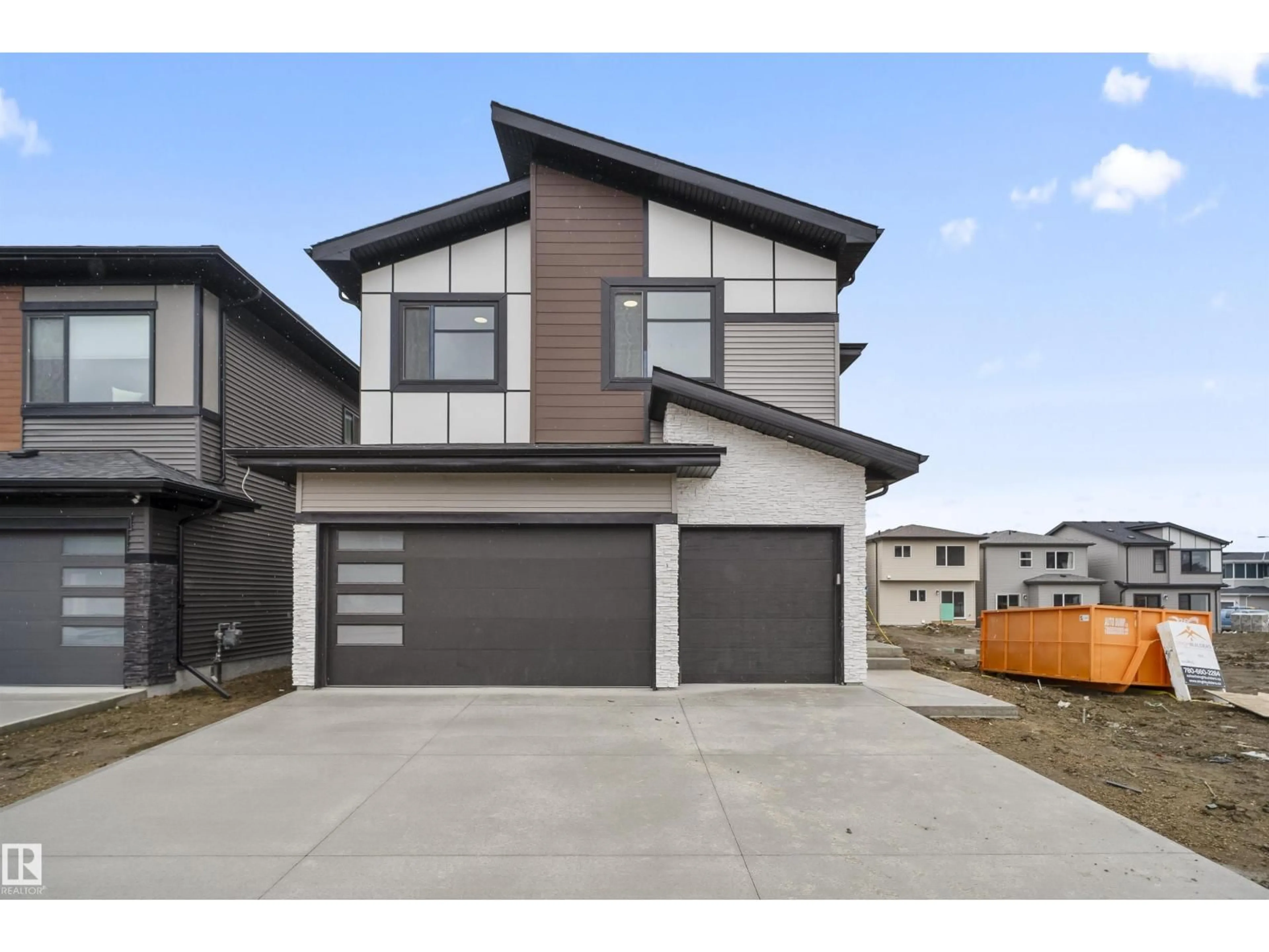 Unknown for 7026 KIVIAQ CRESCENT, Edmonton Alberta T6W5R2