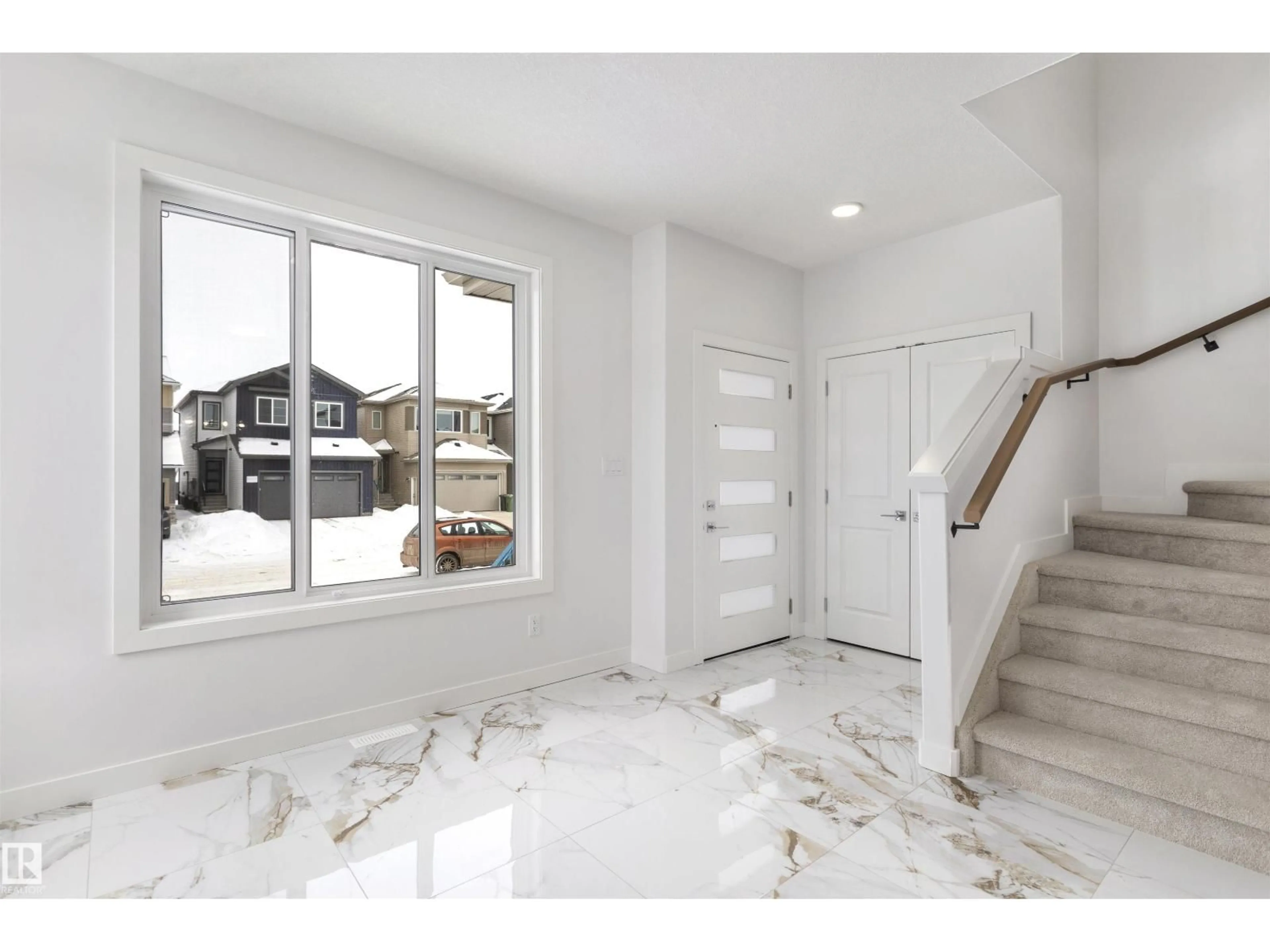 Indoor entryway for 4101 67 ST, Beaumont Alberta T4X3E9