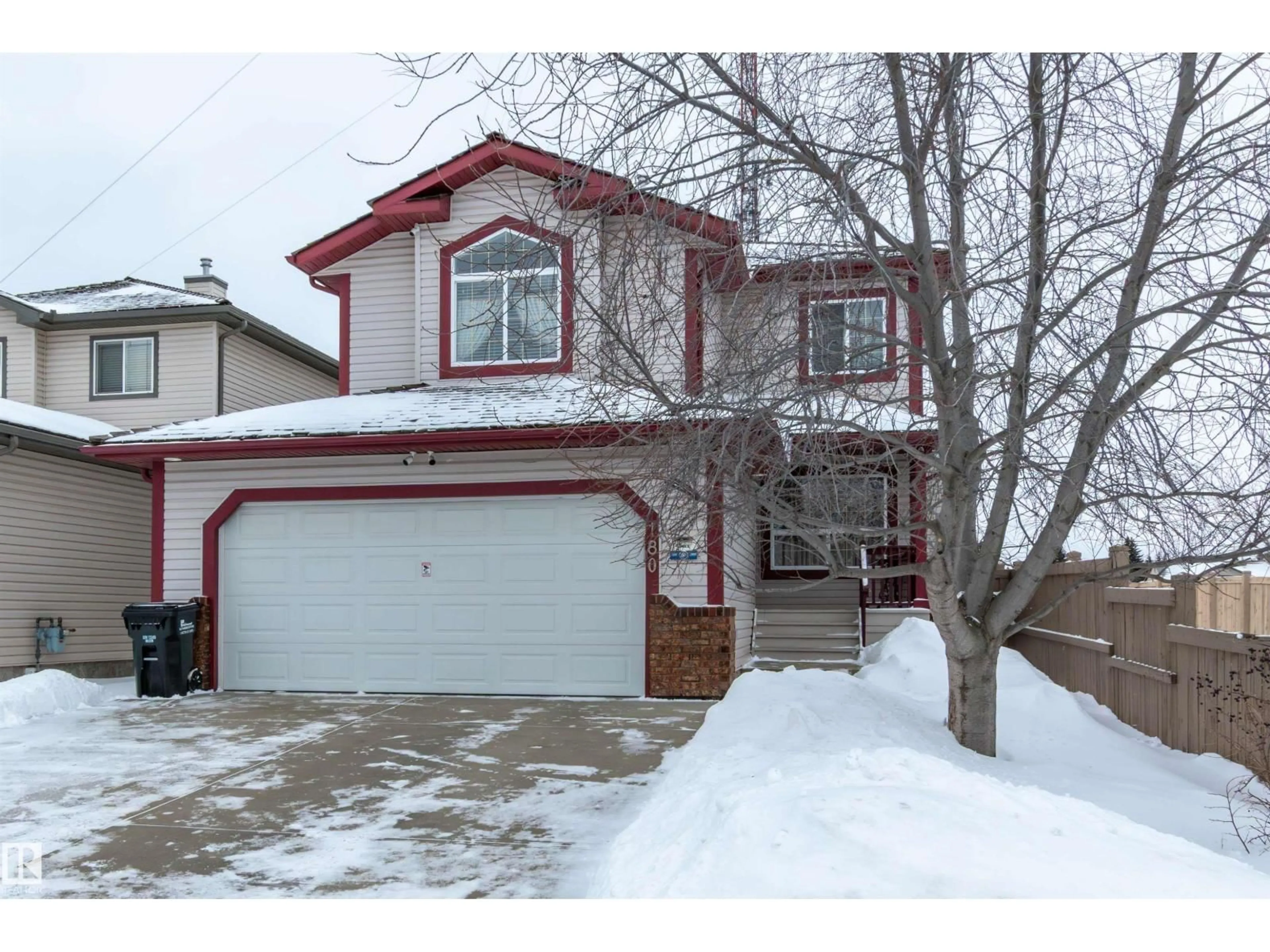 Home with vinyl exterior material, street for 180 NEWCASTLE CR, Sherwood Park Alberta T8A6E8