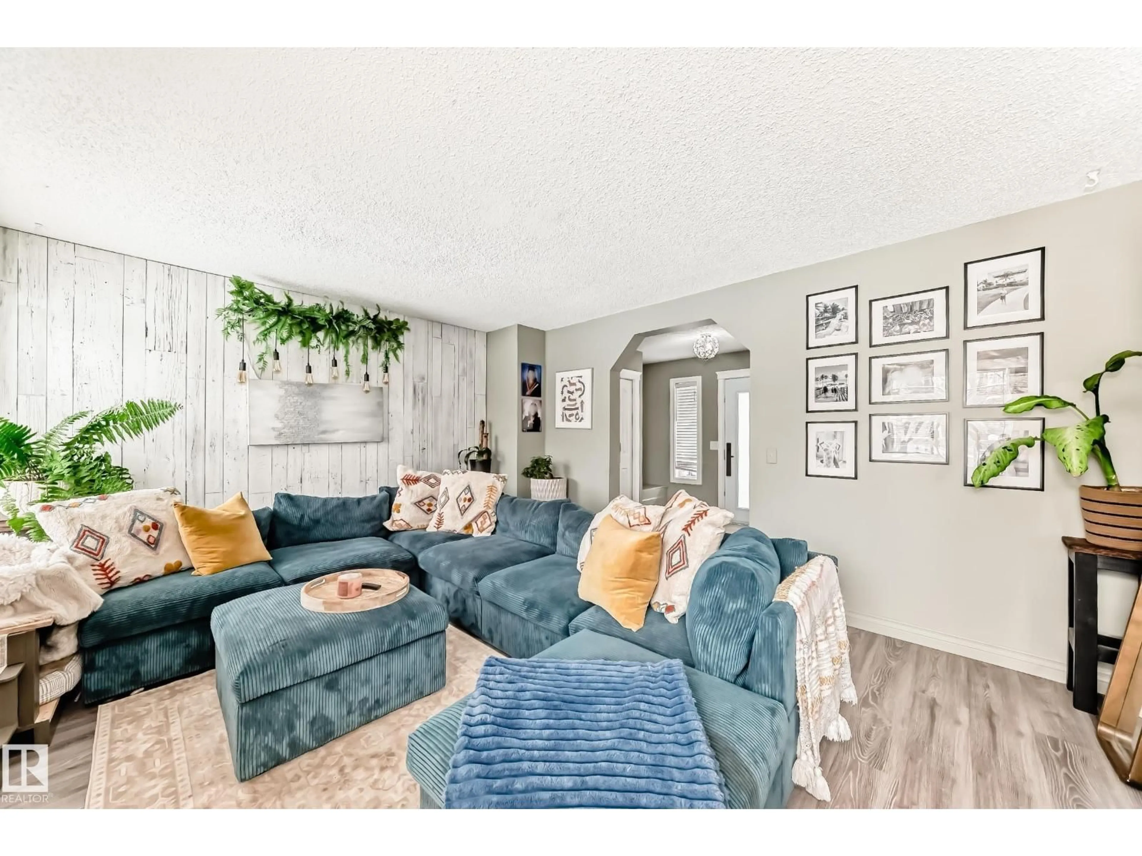 Living room with furniture, unknown for NW - 15304 138B ST, Edmonton Alberta T6V1P8