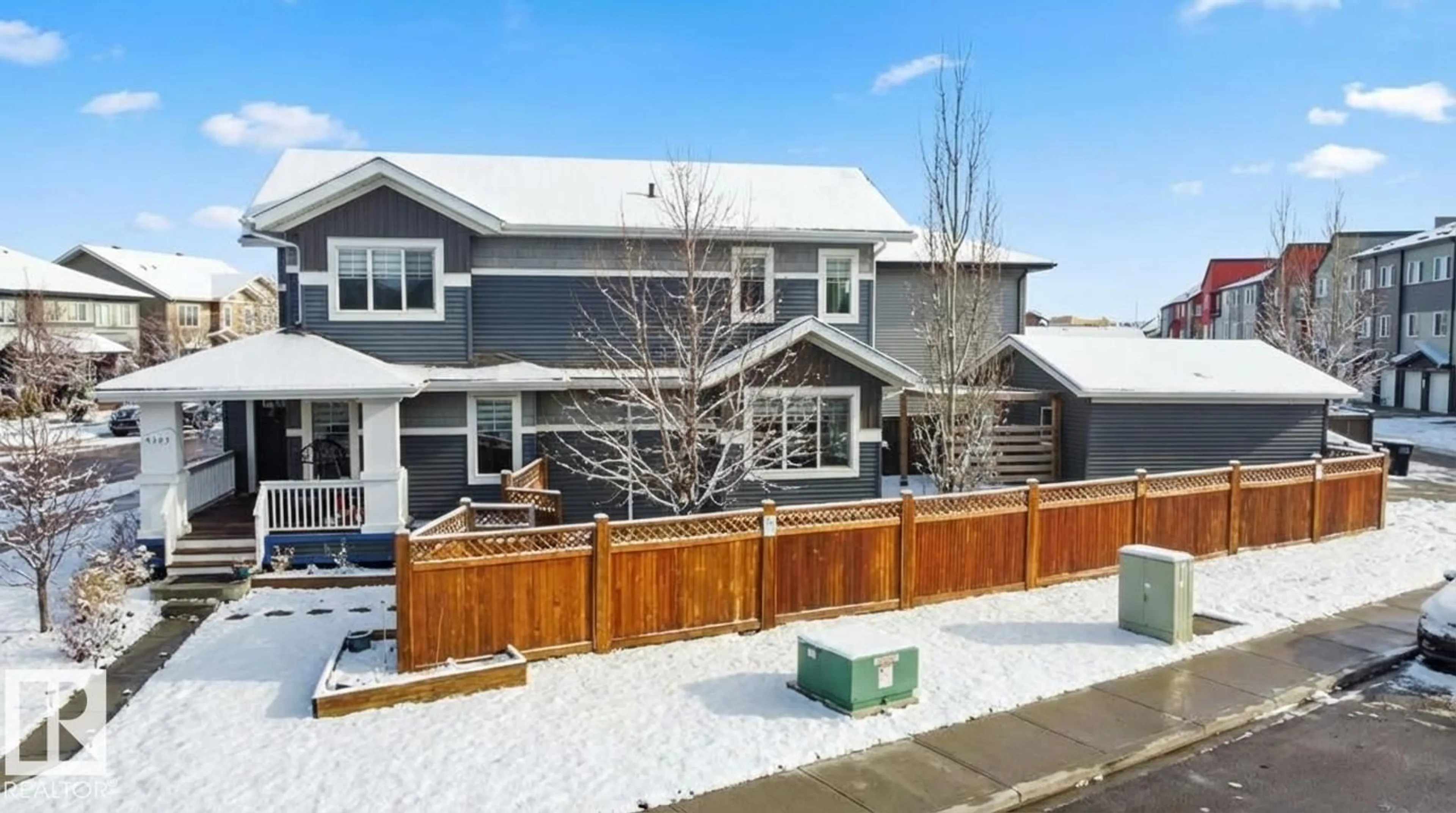A pic from outside/outdoor area/front of a property/back of a property/a pic from drone, street for 4303 PROWSE LINK, Edmonton Alberta T6W3A7