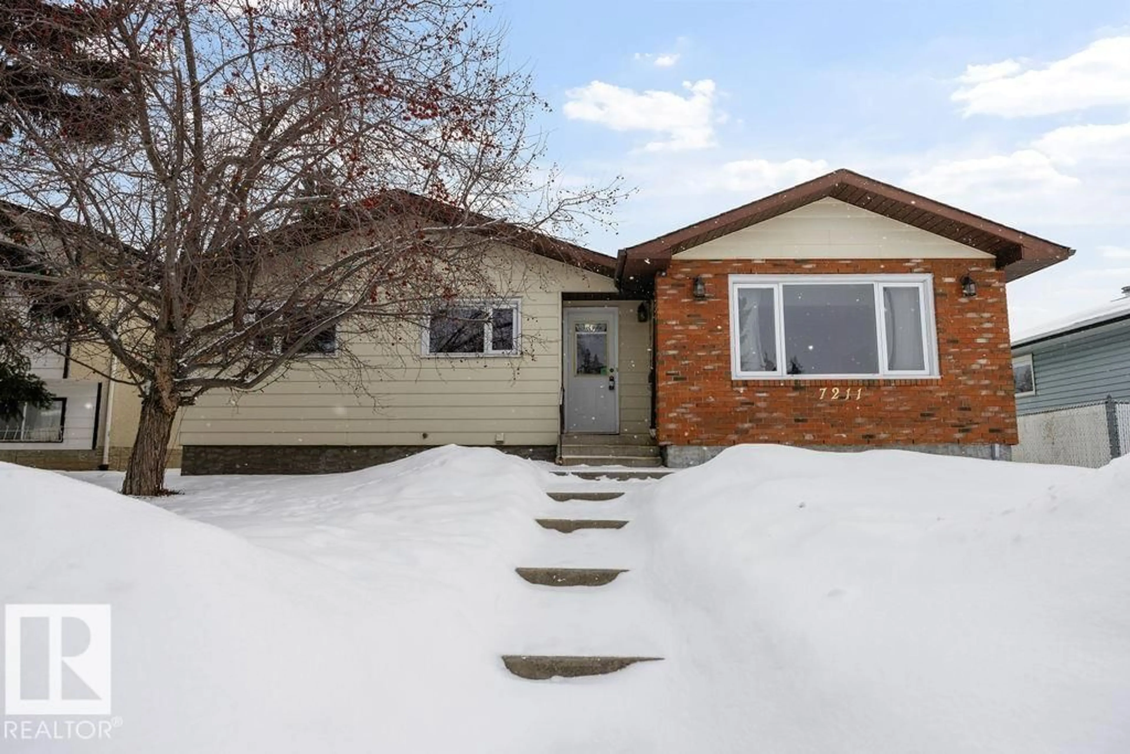 Unknown for 7211 138 AV, Edmonton Alberta T5C2L9