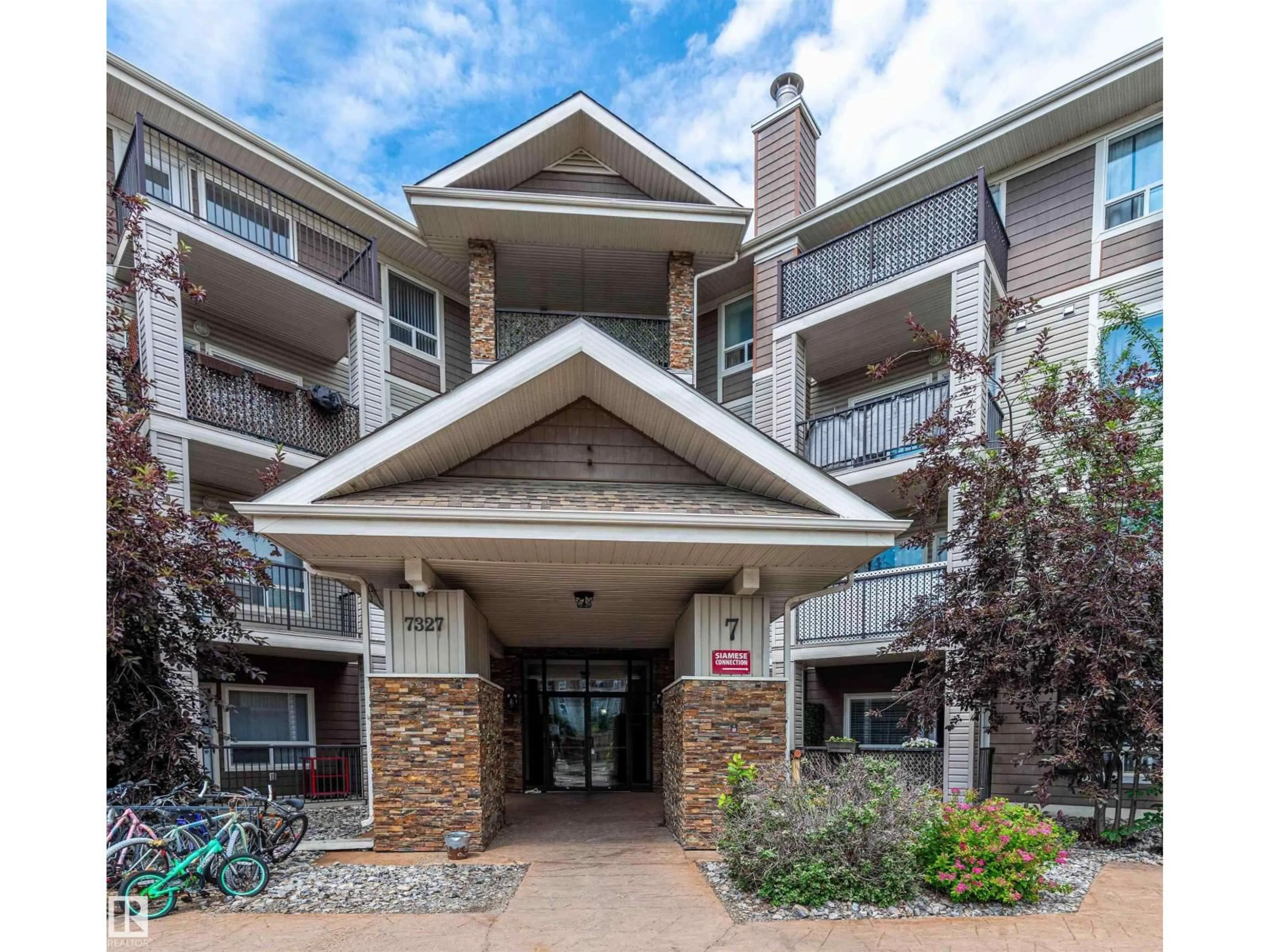 Indoor foyer for 7327 - 7224 SOUTH TERWILLEGAR DR, Edmonton Alberta T6R0L8