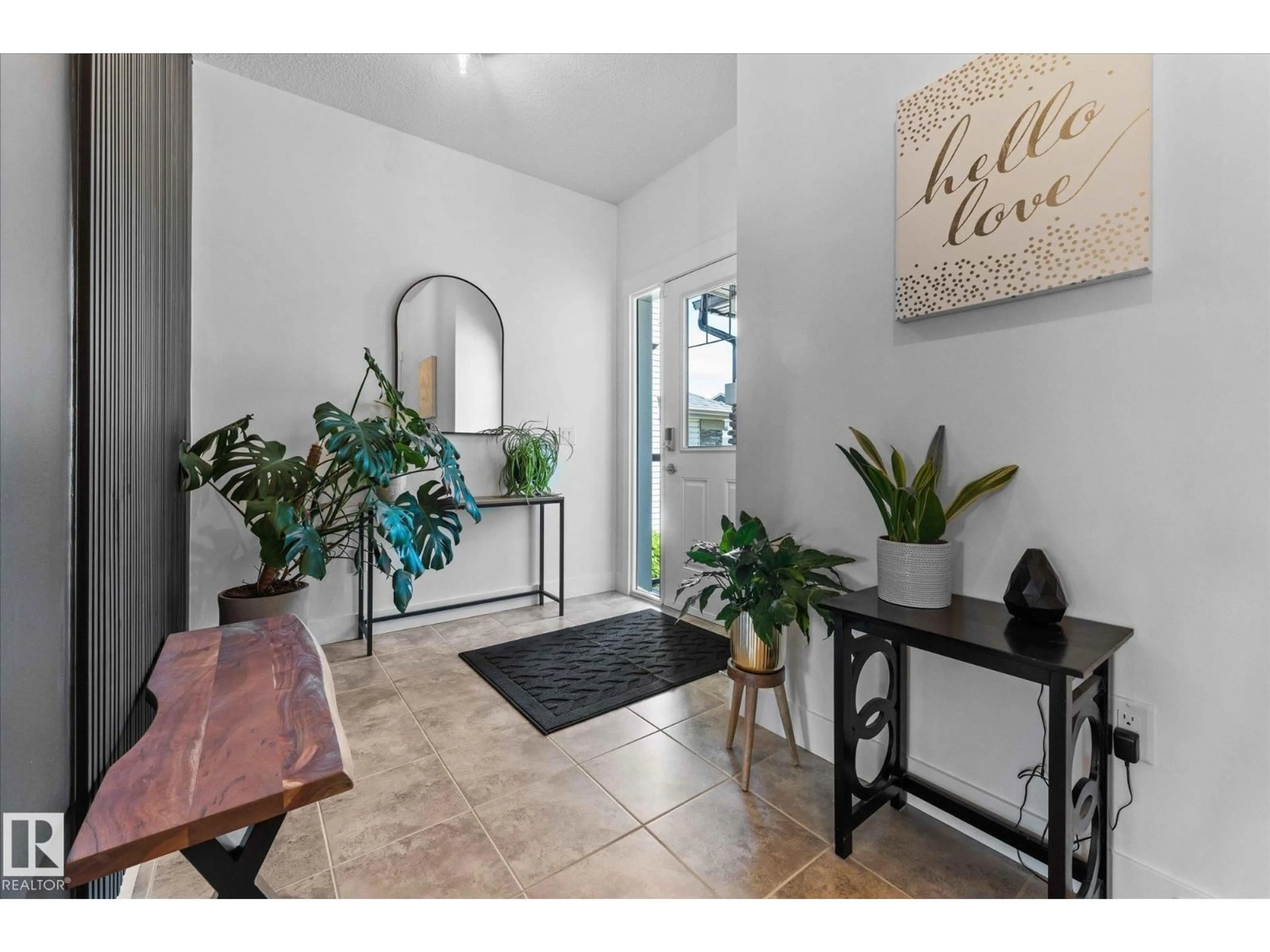 Indoor entryway for 5432 ALLBRIGHT SQ, Edmonton Alberta T6W3H7