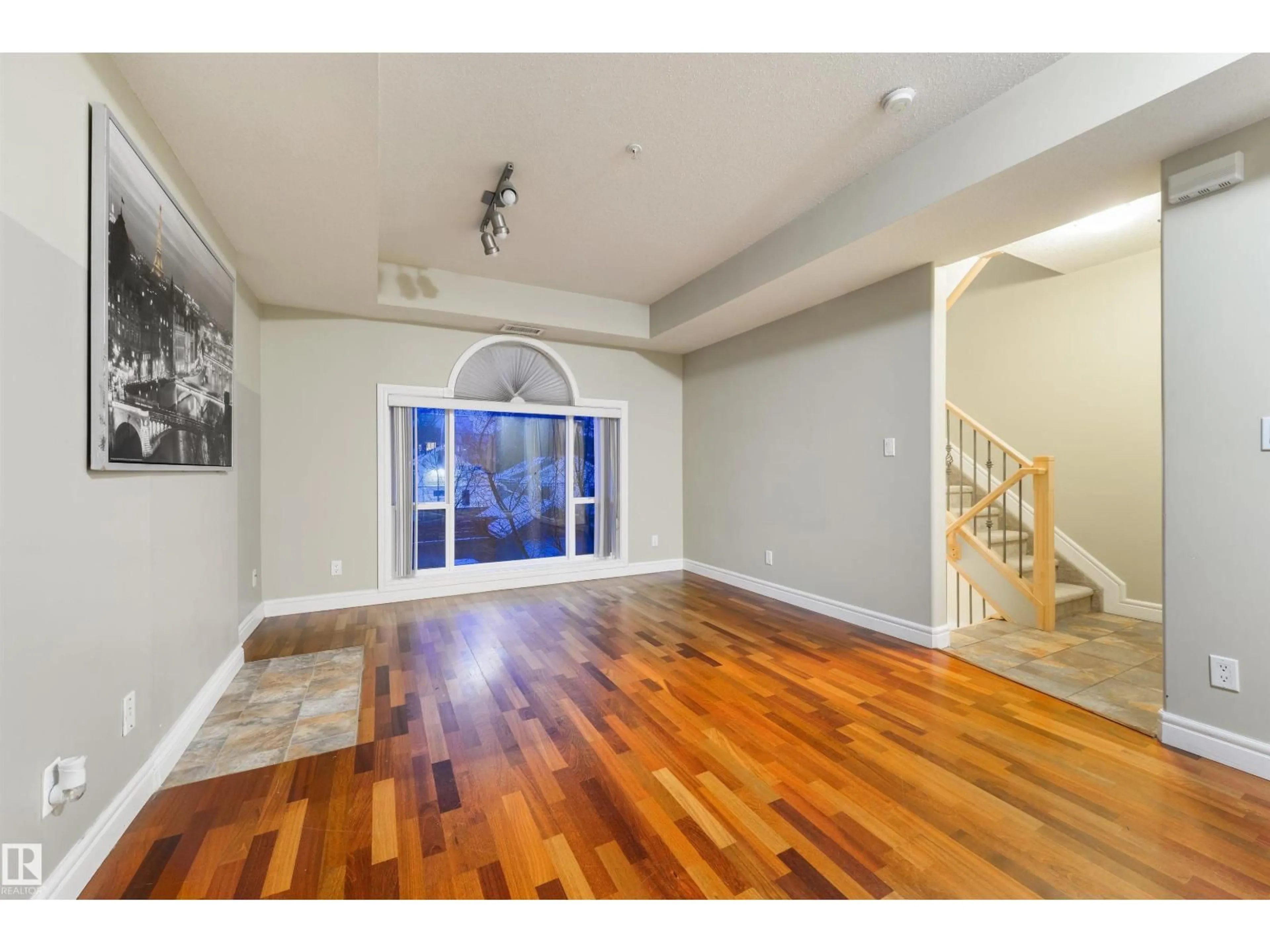 Unknown for 8016 109 ST, Edmonton Alberta T6G2X9