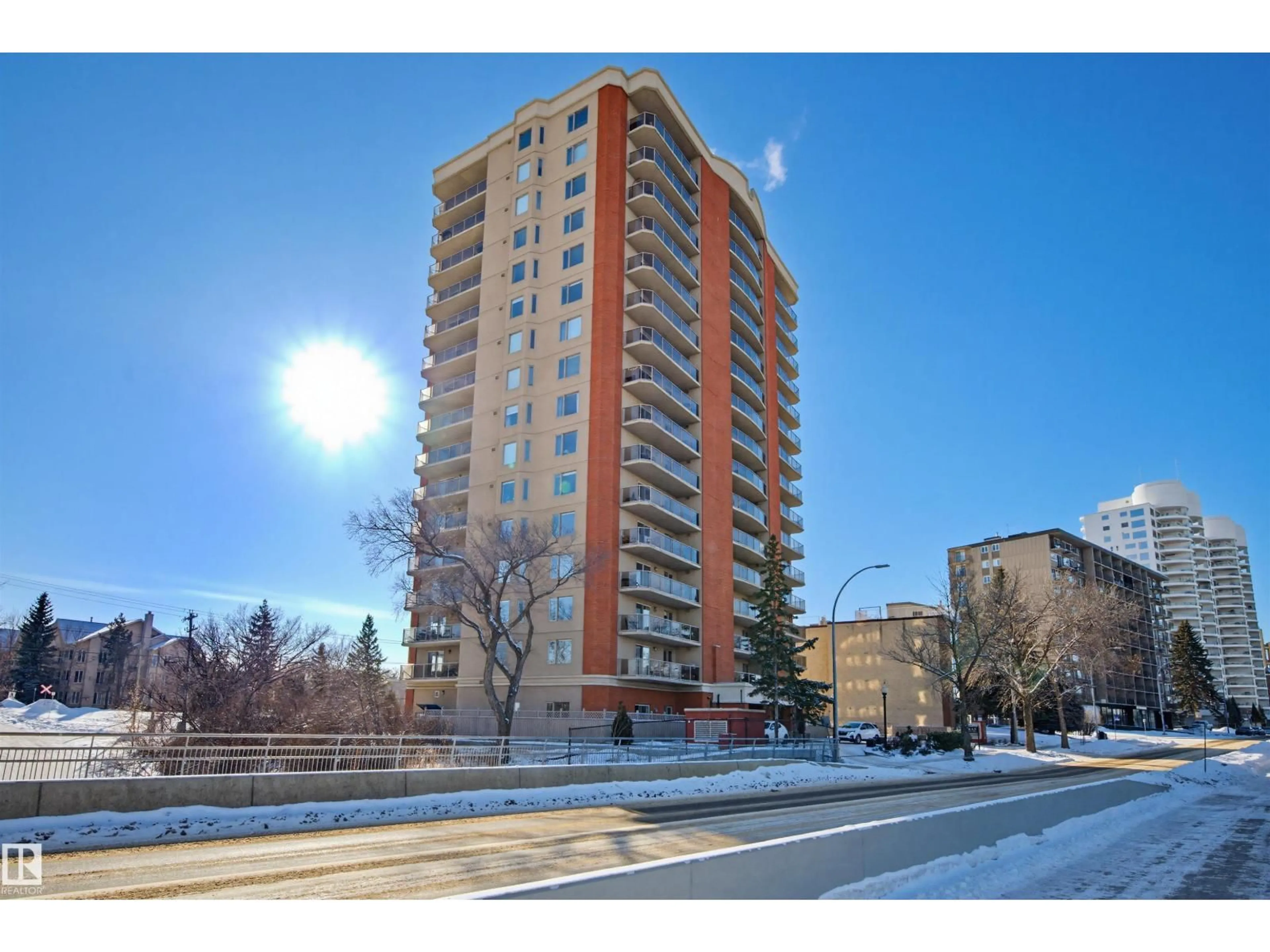 Unknown for #703 - 10649 SASKATCHEWAN DR, Edmonton Alberta T6E6S8