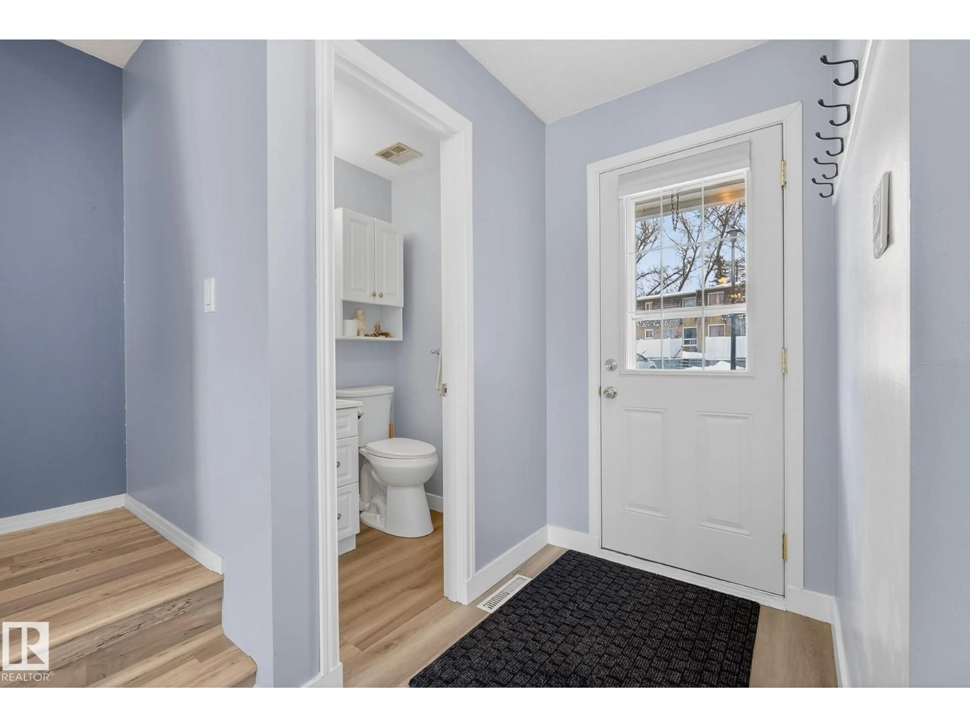 Indoor entryway for 55 GREAT OA, Sherwood Park Alberta T8A0V8