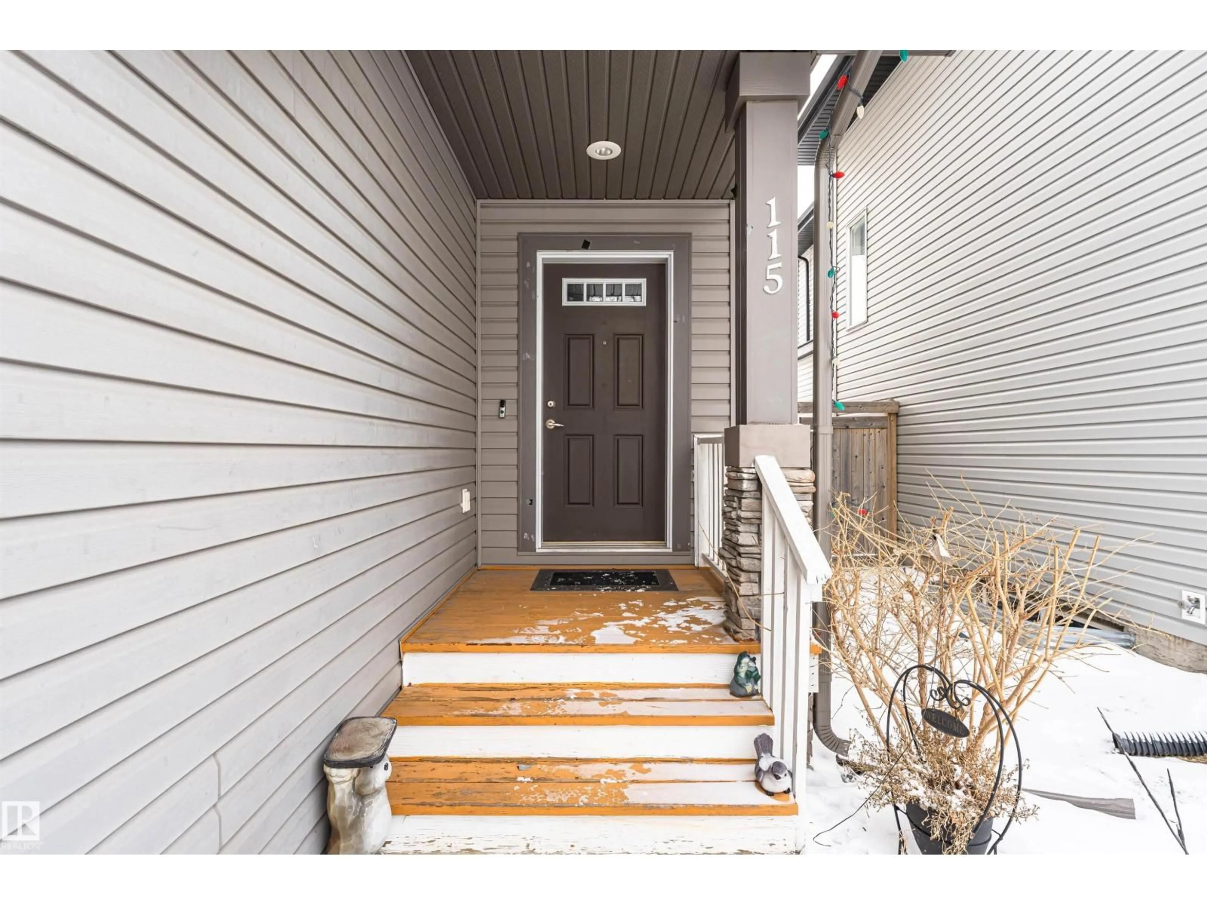 Indoor entryway for SW - 115 57 ST, Edmonton Alberta T6X0K9