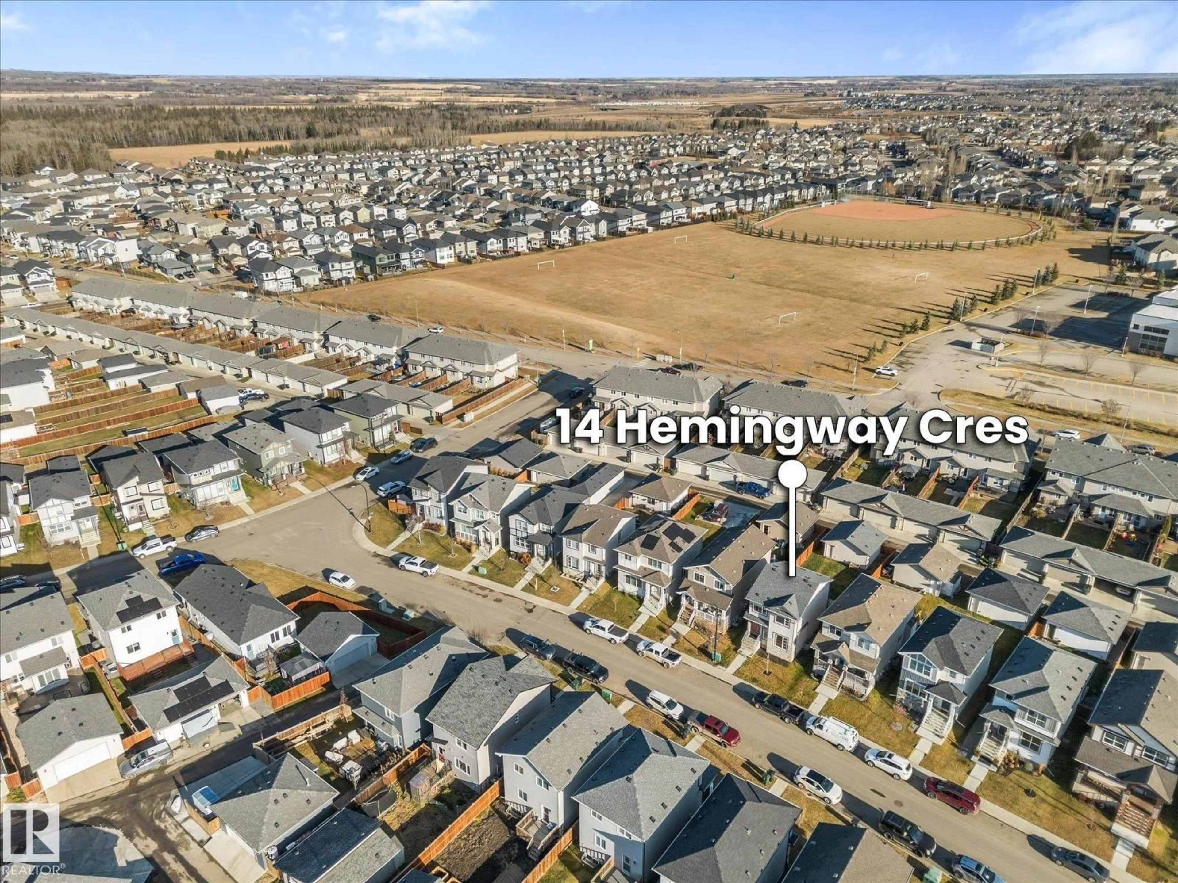 A pic from outside/outdoor area/front of a property/back of a property/a pic from drone, street for 14 HEMINGWAY CR, Spruce Grove Alberta T7X2L6